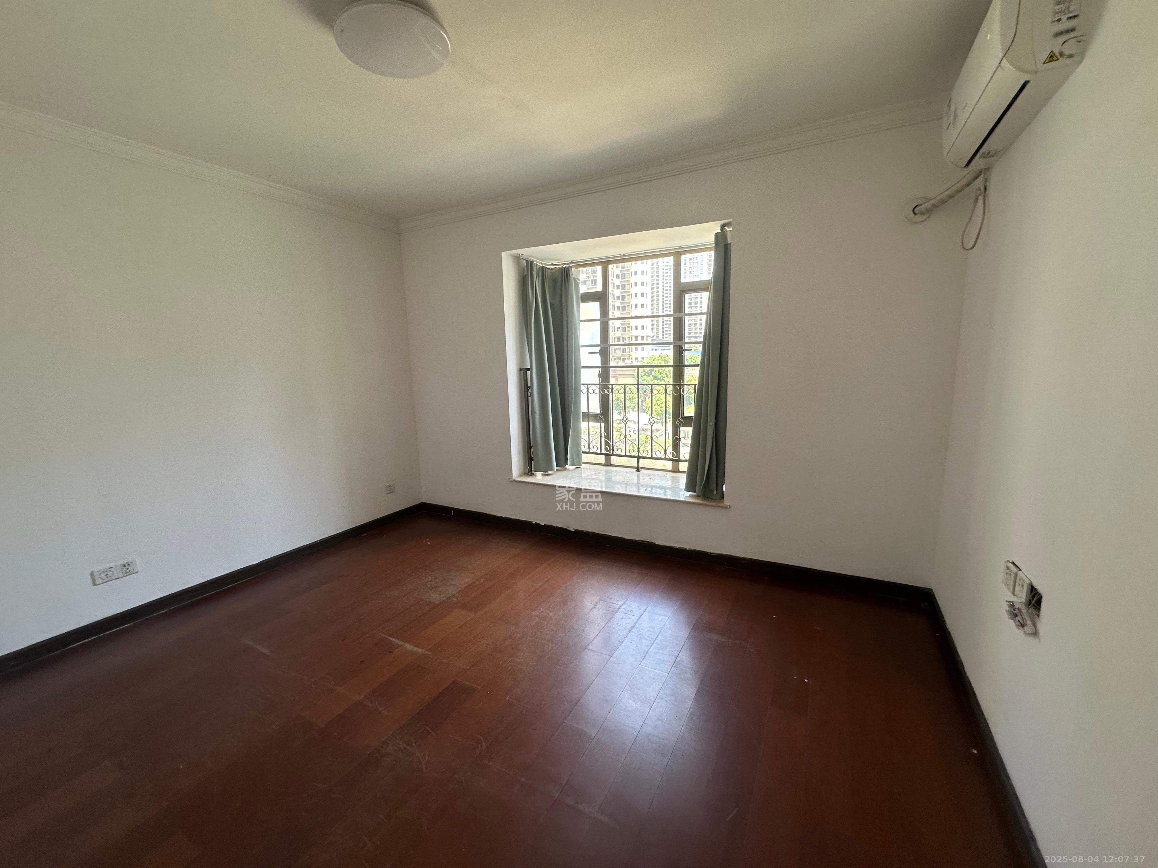 江山帝景雅典  4室2厅2卫    3000.0元/月 江山帝景雅典  4室2厅2卫    3000.0元/月室内图