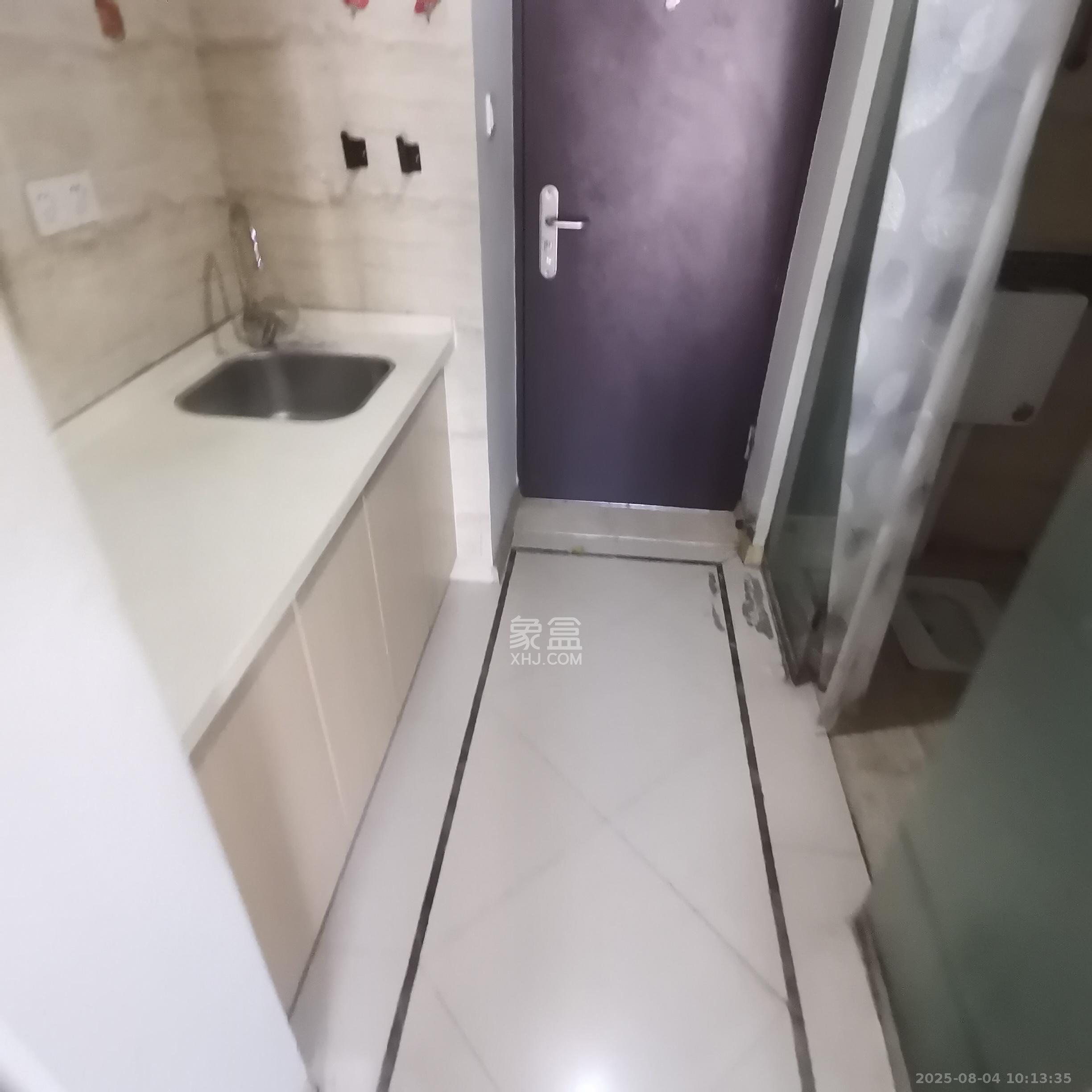 万科金域华府一期  1室1厅1卫    1200.0元/月室内图