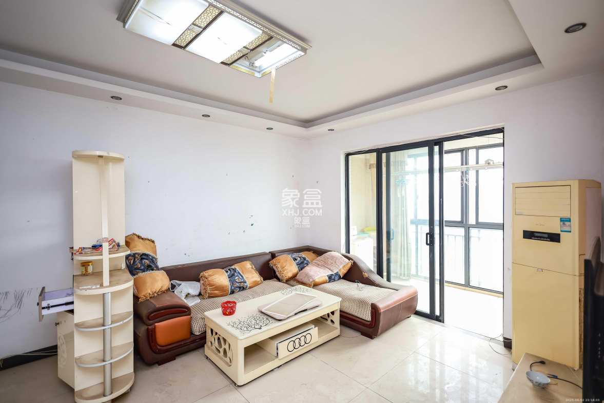 莱茵城 3室2厅1卫 1800.0元/月 莱茵城 3室2厅1卫 1800.0元/月室内图