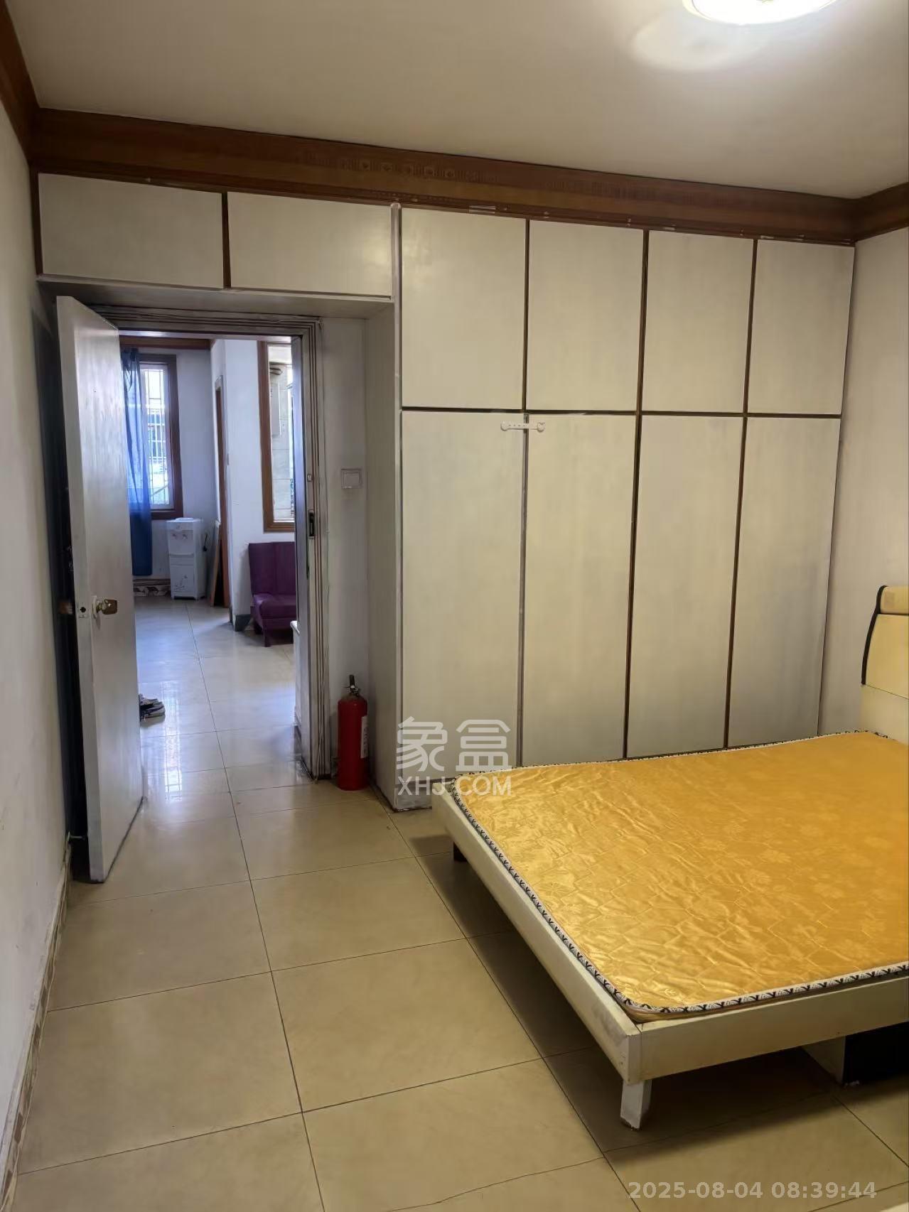德政园  1室1厅1卫   1250.00元/月室内图