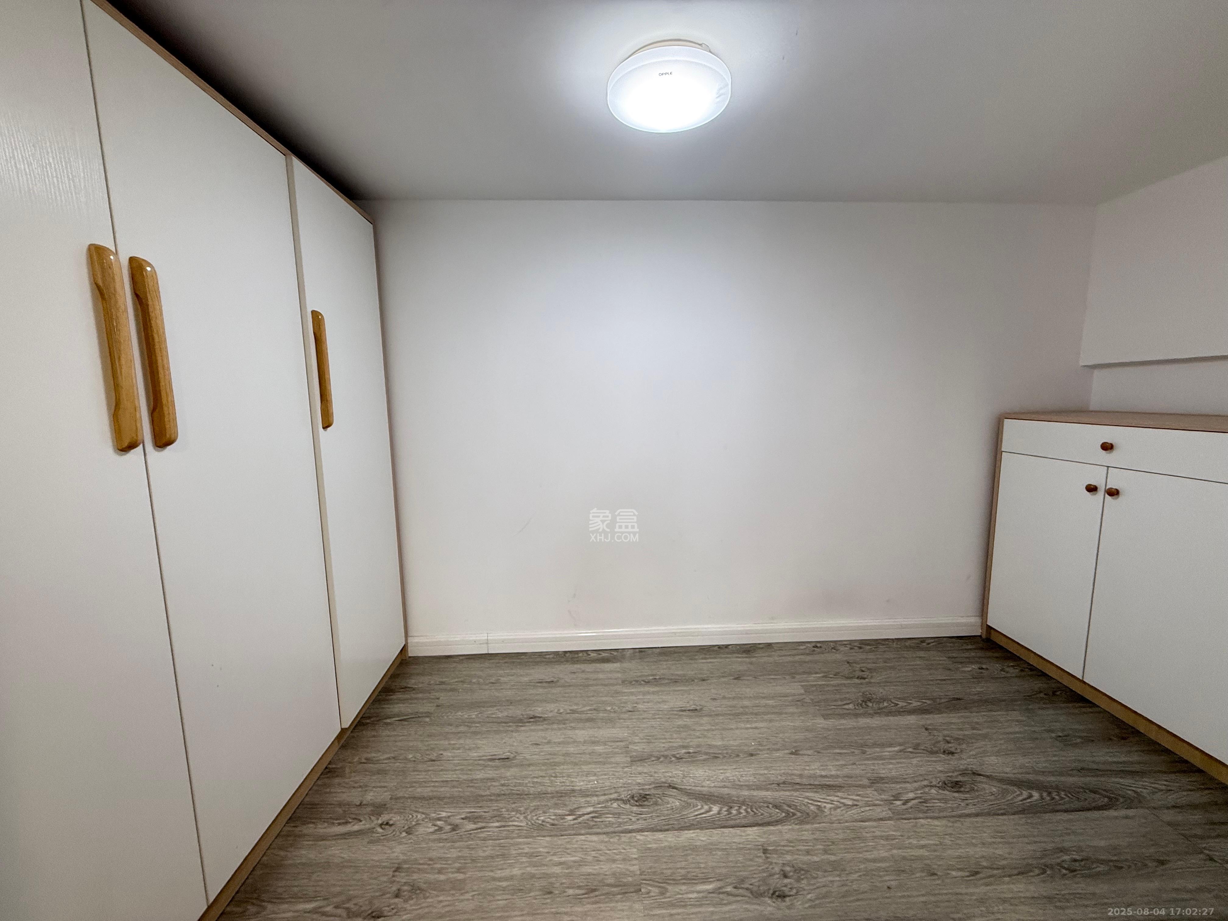 龙湖新壹城  1室0厅0卫    1300.0元/月室内图