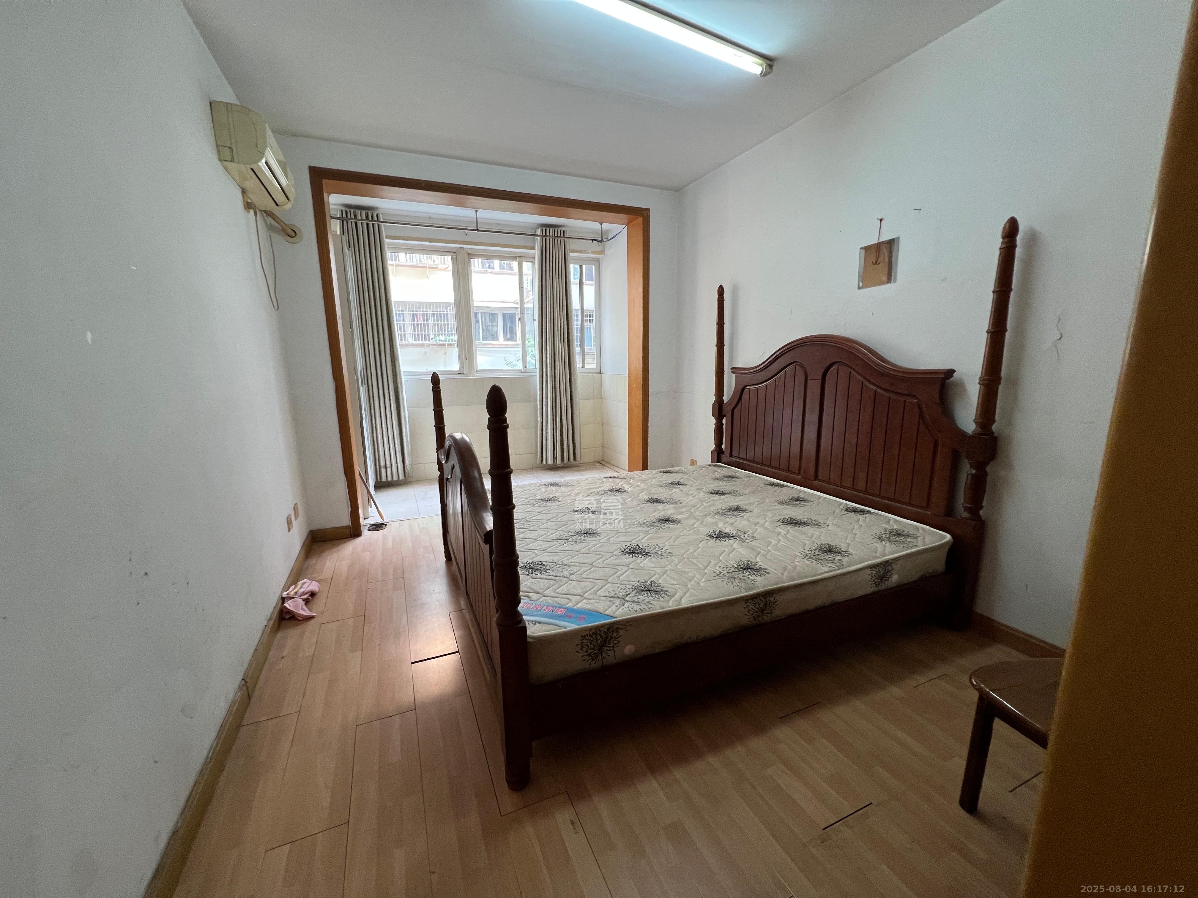 芙蓉苑  2室1厅1卫    1800.0元/月室内图