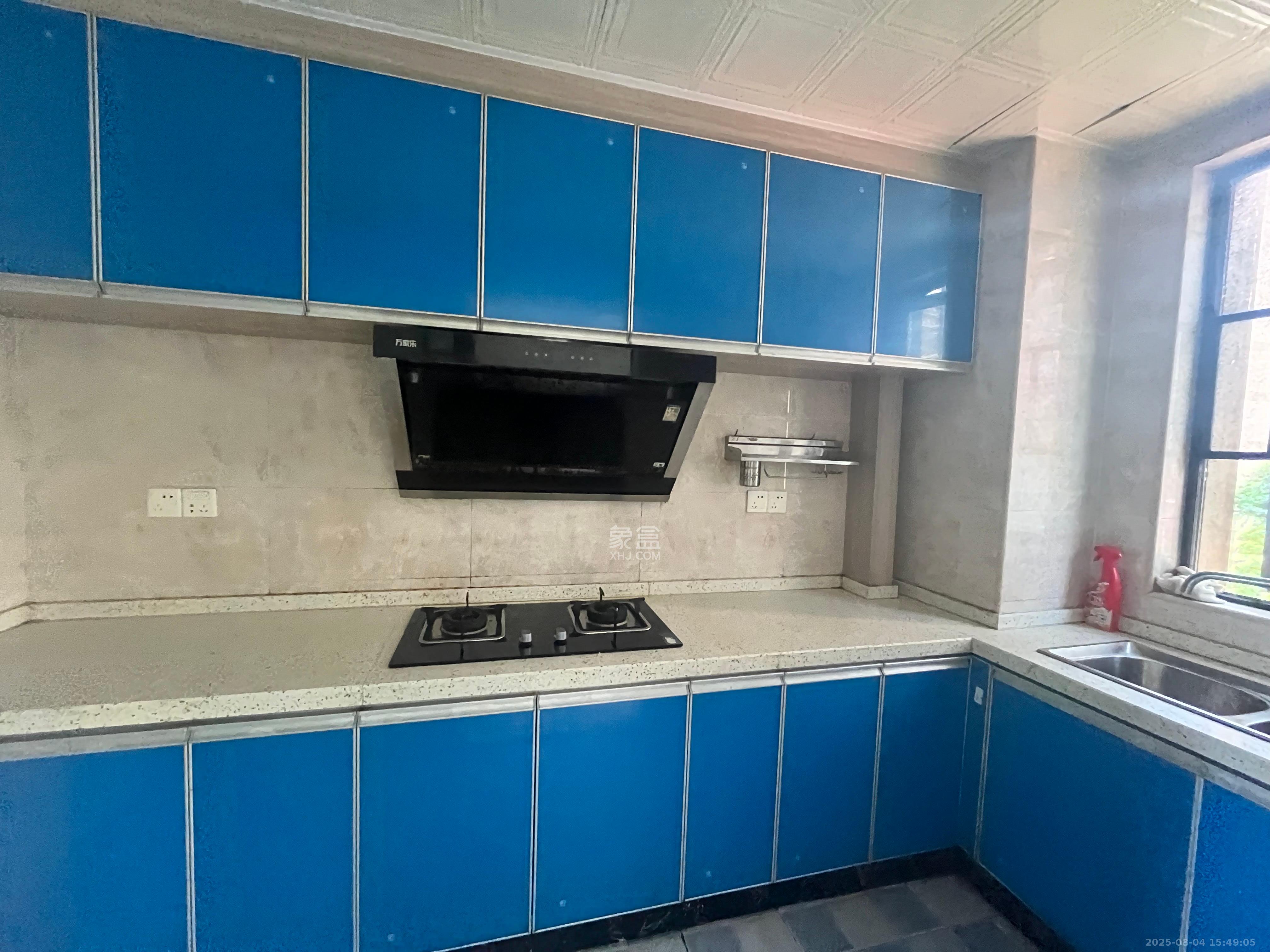 东宜兰园  3室2厅2卫    2500.0元/月室内图