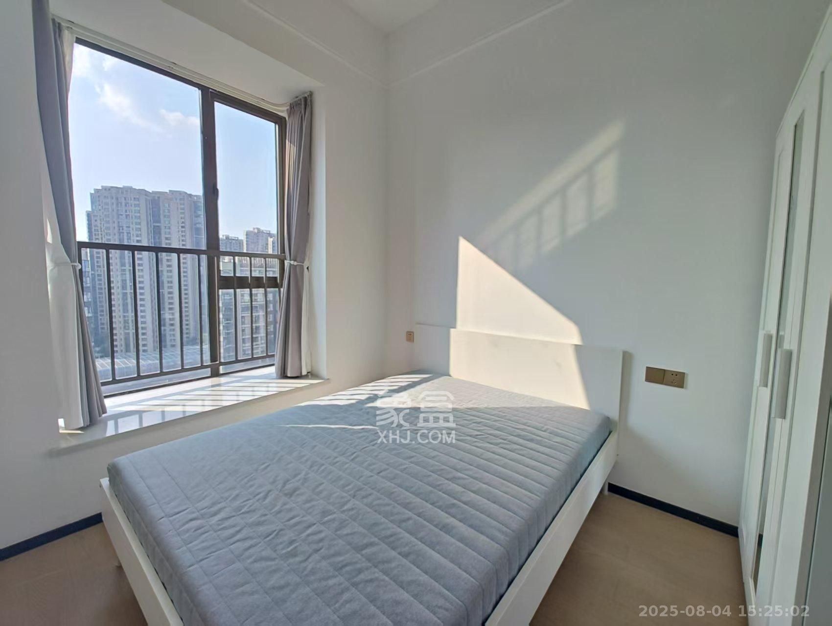 润和湘江天地天悦湾  4室2厅2卫    3200.0元/月 润和湘江天地天悦湾  4室2厅2卫    3200.0元/月室内图