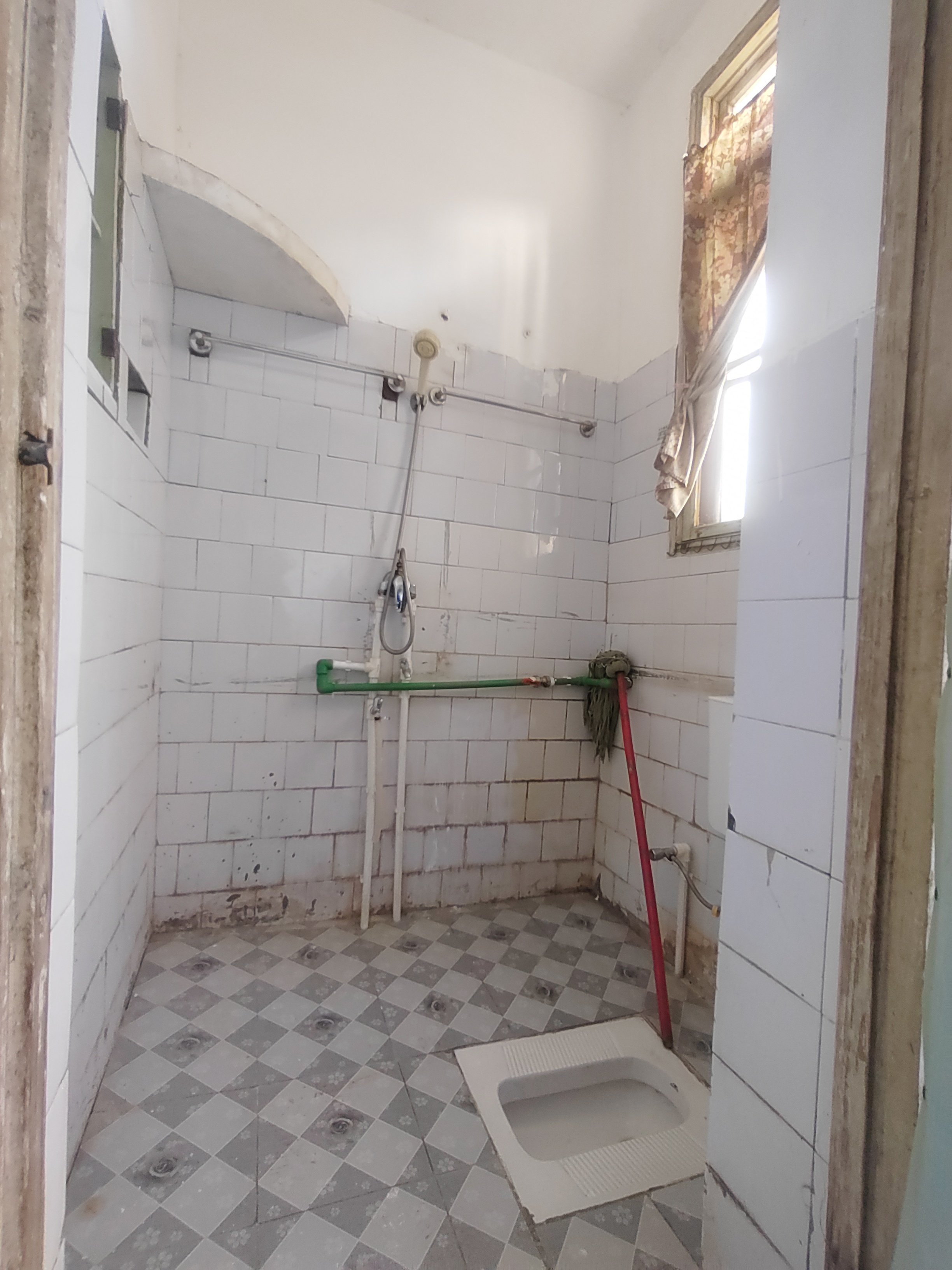 娄底技师学院家属院  1室1厅1卫    810.0元/月室内图