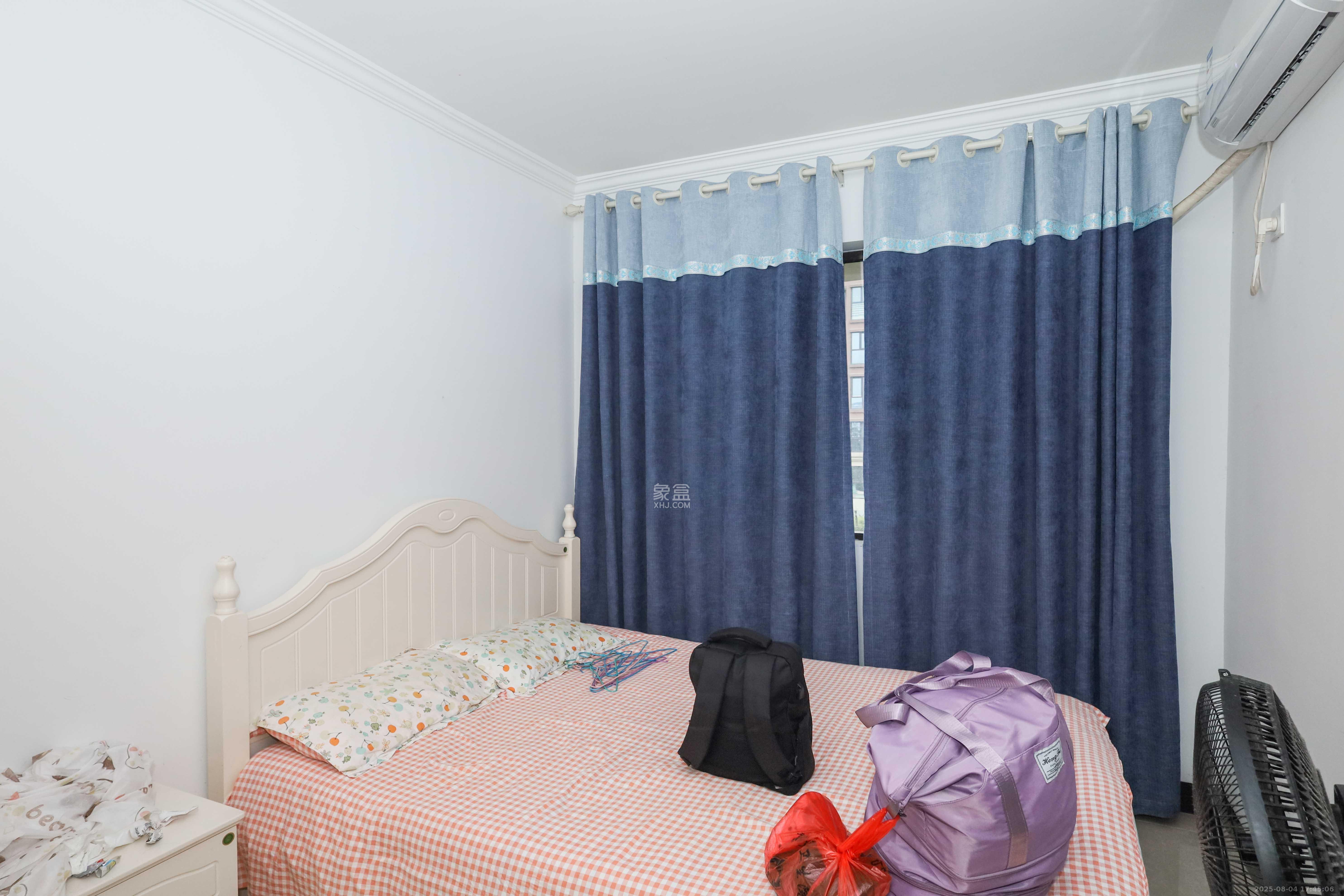 中冶中央公园  1室2厅1卫    95.0万 中冶中央公园  1室2厅1卫    95.0万卧室