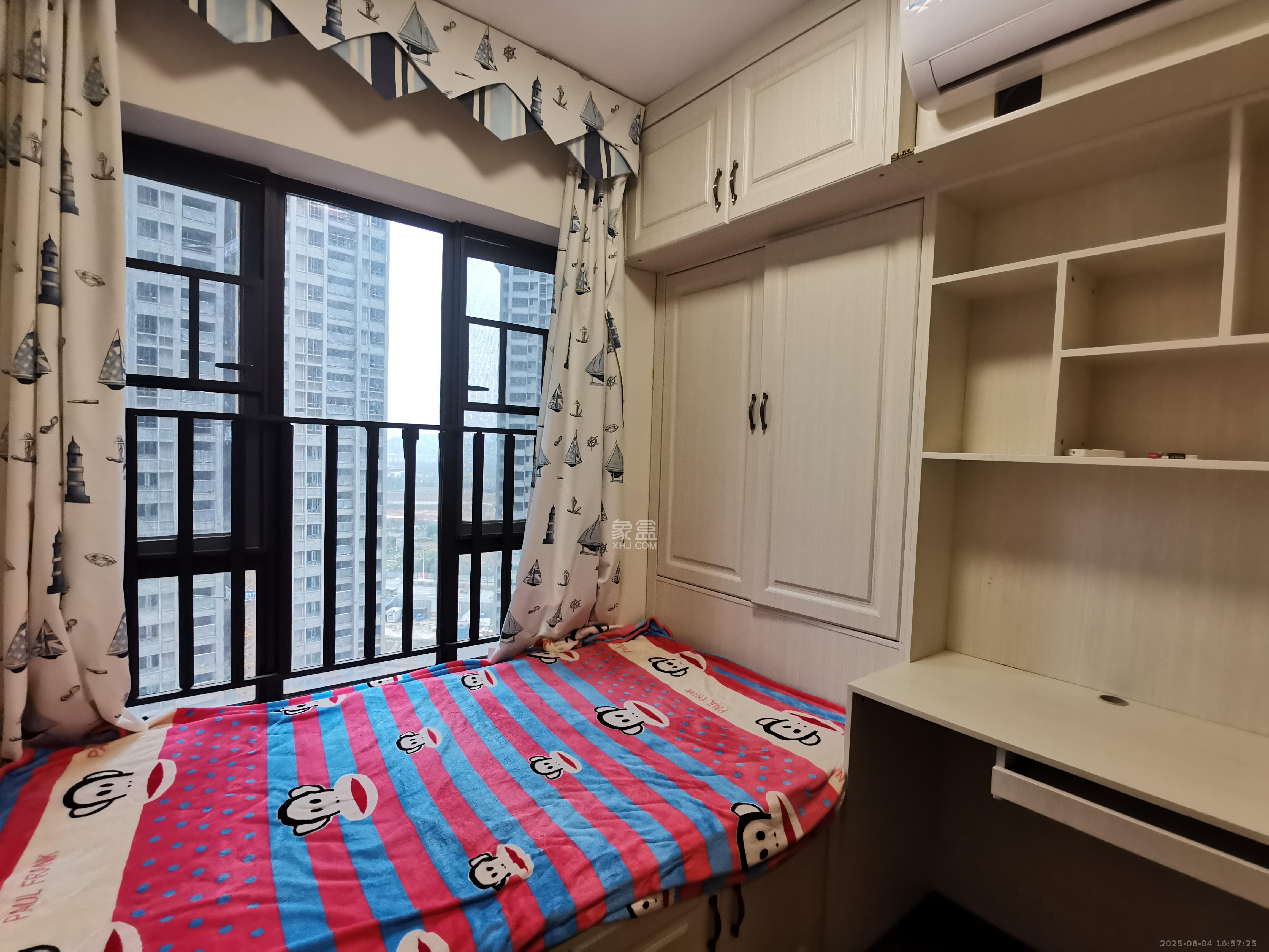 时代倾城二期 3室2厅1卫 2100.0元/月 时代倾城二期 3室2厅1卫 2100.0元/月室内图