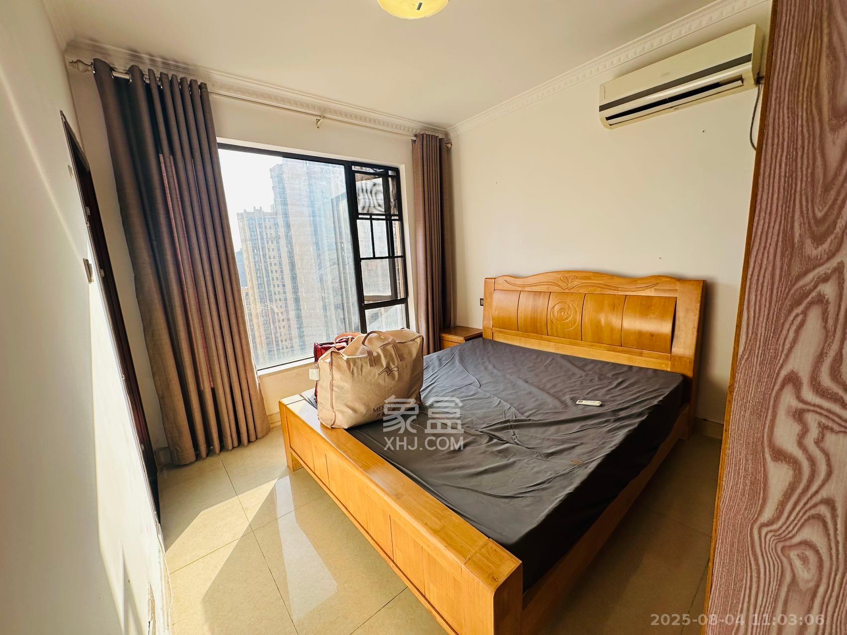 雨花公馆(紫苔名苑) 3室2厅2卫 2800.0元/月 雨花公馆(紫苔名苑) 3室2厅2卫 2800.0元/月室内图