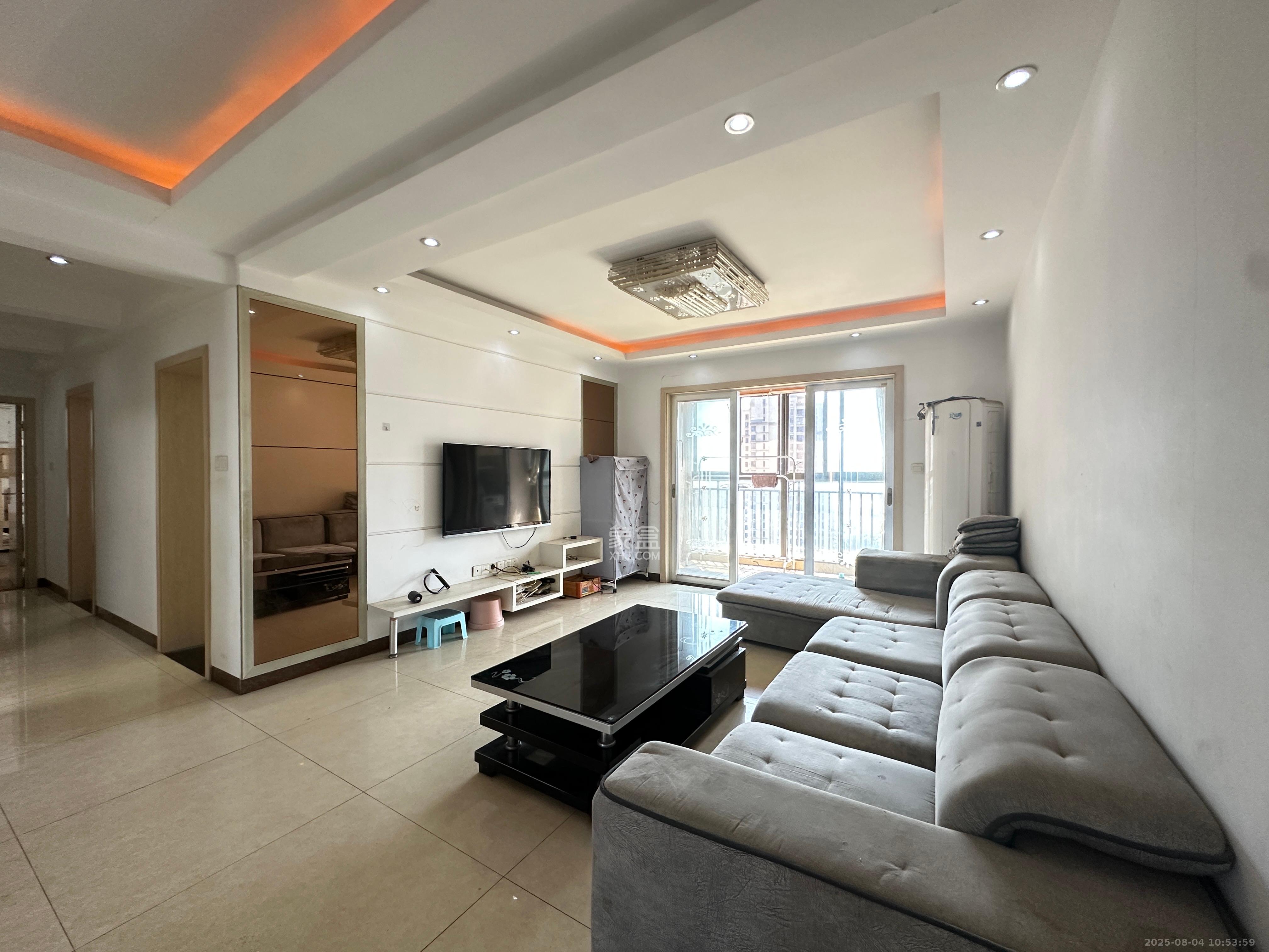 保利麓谷林语E区 4室2厅2卫 2600.0元/月 保利麓谷林语E区 4室2厅2卫 2600.0元/月室内图