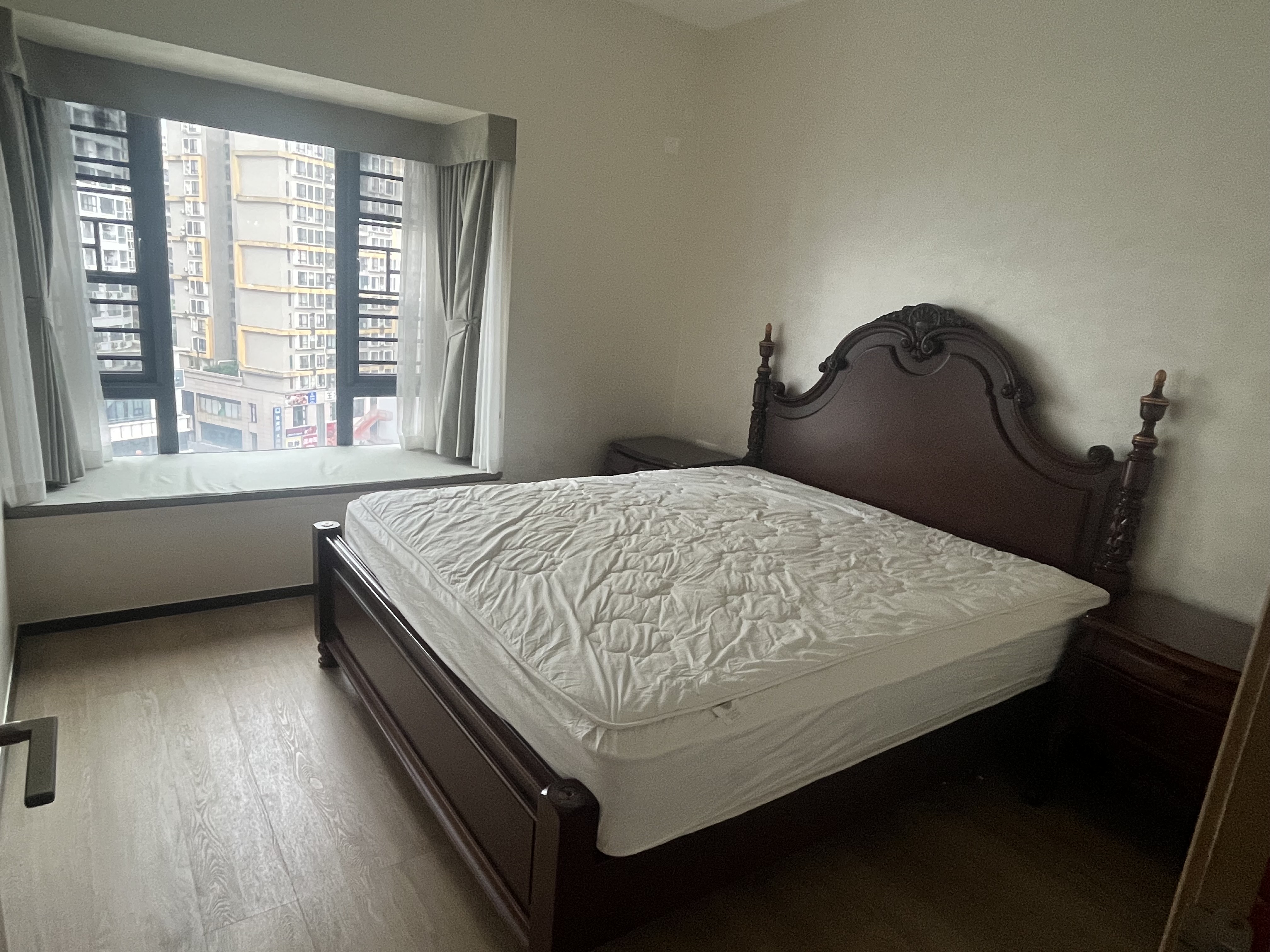 华润中心二期东悦府 4室2厅3卫 620.0万 华润中心二期东悦府 4室2厅3卫 620.0万客厅