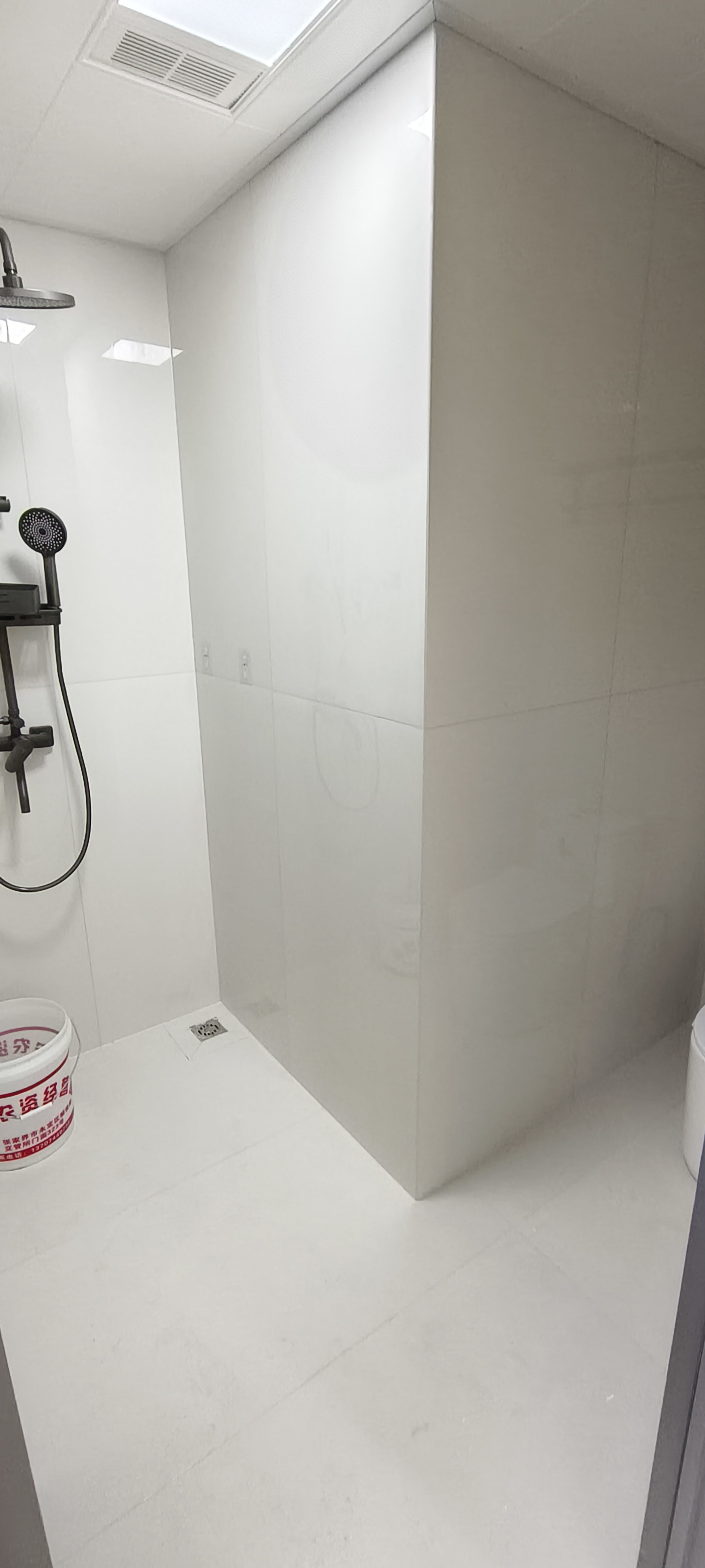 富华里 1室1厅1卫 38.0万 富华里 1室1厅1卫 38.0万客厅