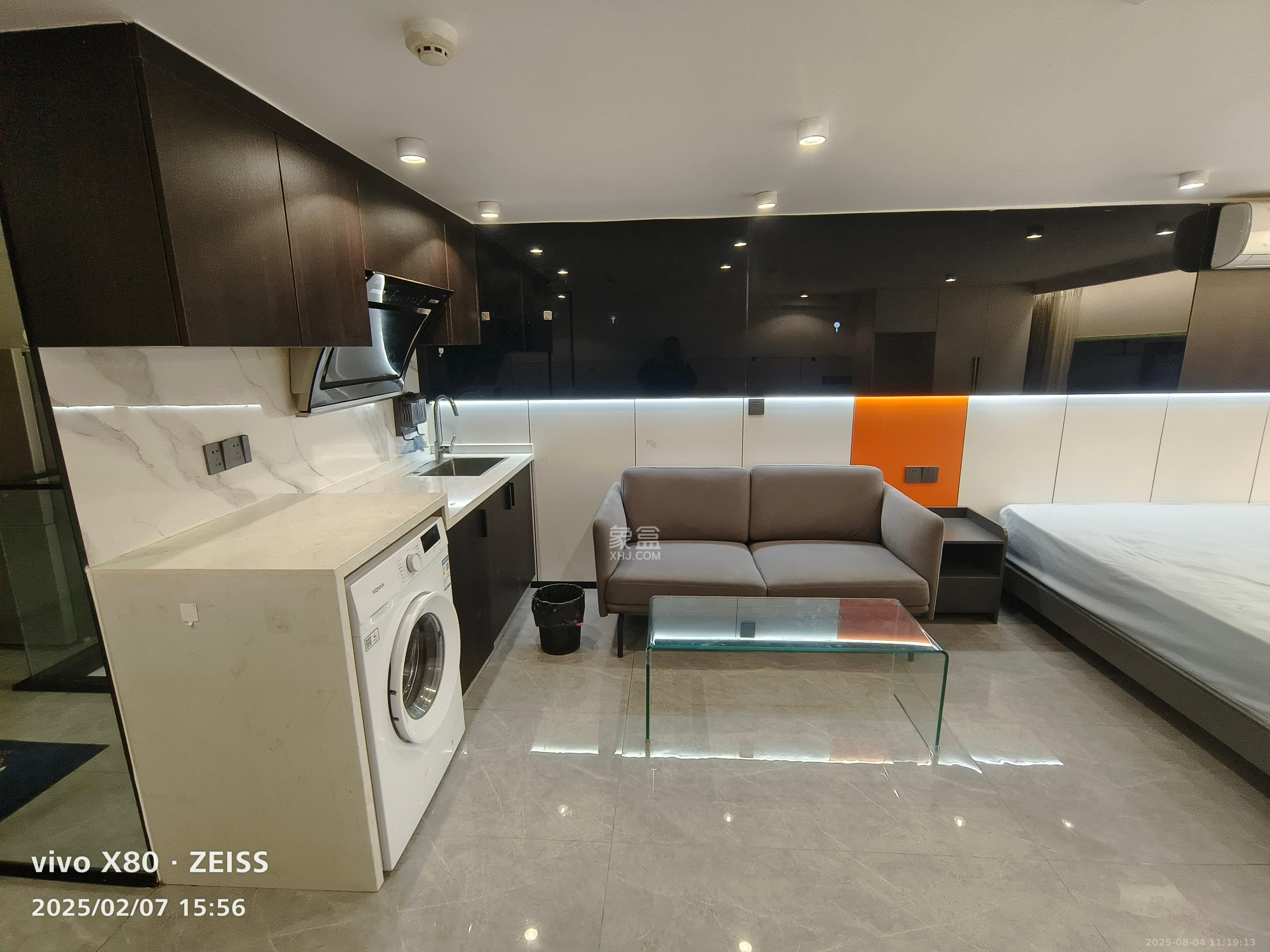 龙湖新壹城  1室1厅1卫    1400.0元/月室内图