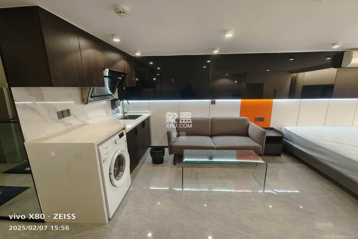 龙湖新壹城  1室1厅1卫    1400.0元/月 龙湖新壹城  1室1厅1卫    1400.0元/月室内图