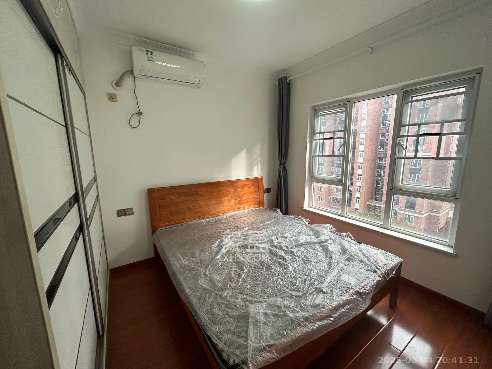 哈佛小镇(五矿哈佛小镇) 3室2厅1卫 2050.0元/月 哈佛小镇(五矿哈佛小镇) 3室2厅1卫 2050.0元/月室内图