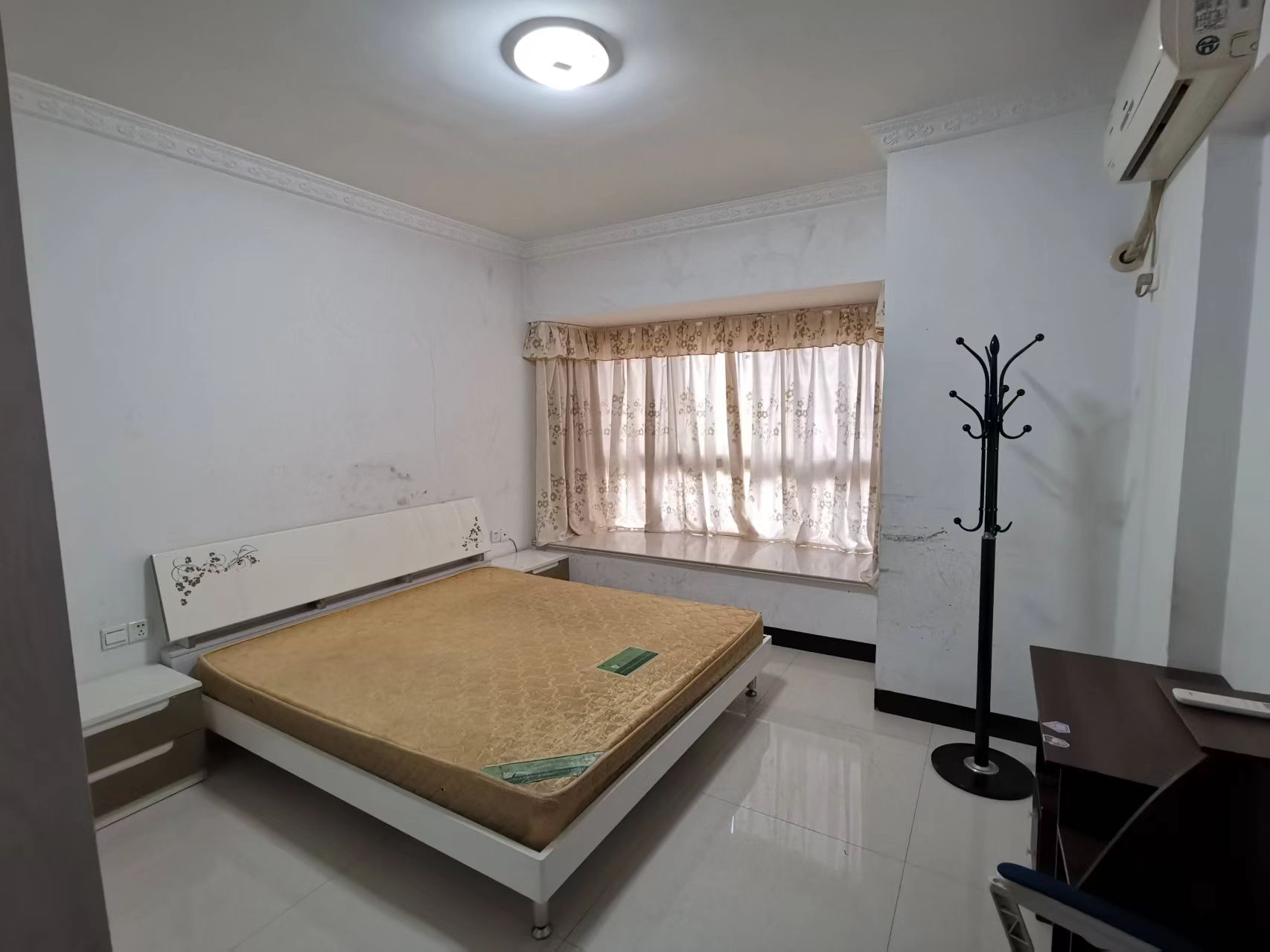 东方豪苑  2室1厅1卫    1300.0元/月室内图