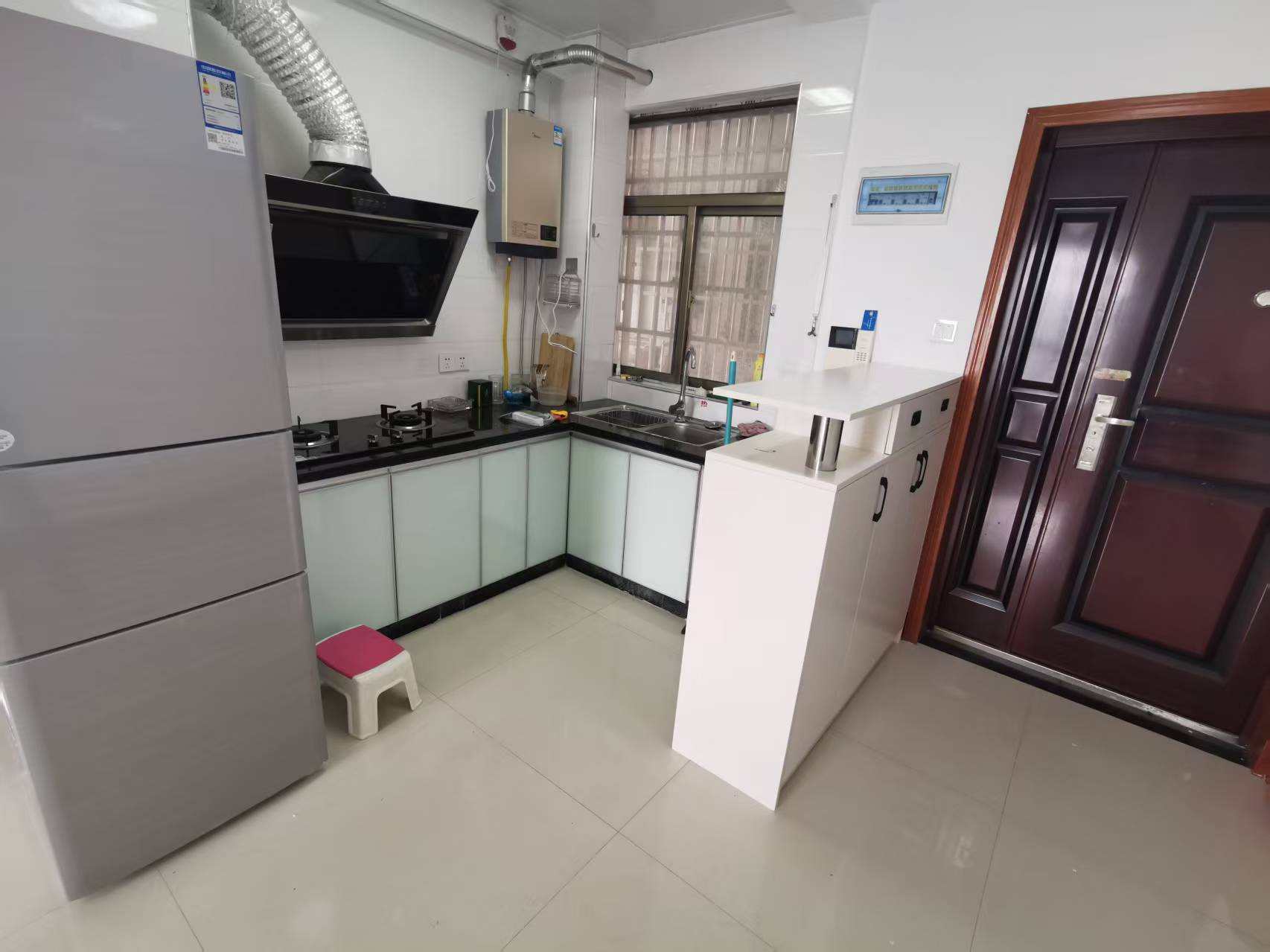 东方豪苑  2室1厅1卫    1400.0元/月