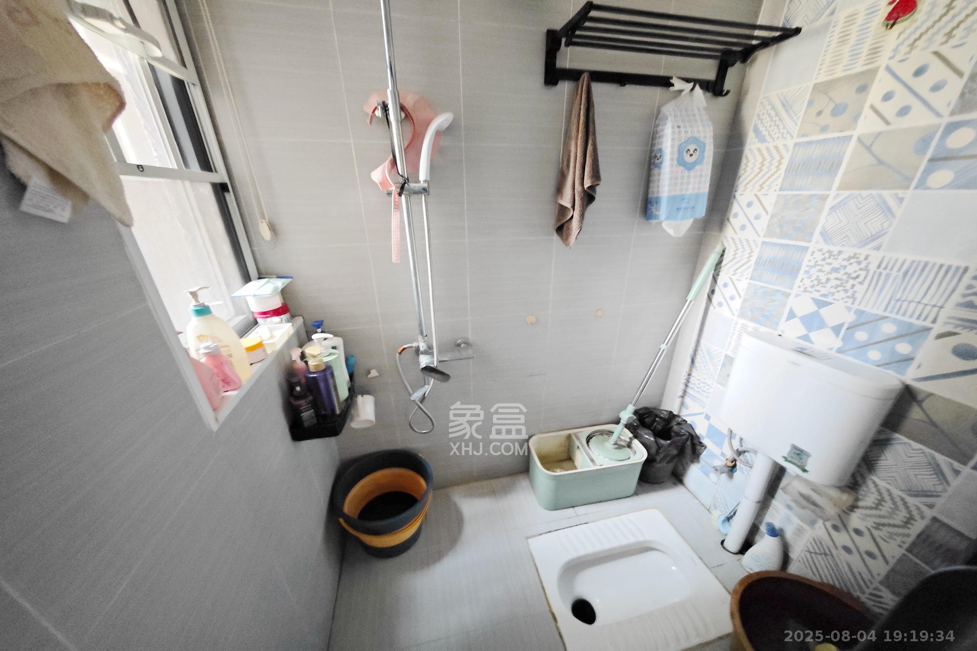 建发中央悦府  3室2厅2卫   158.00万其他
