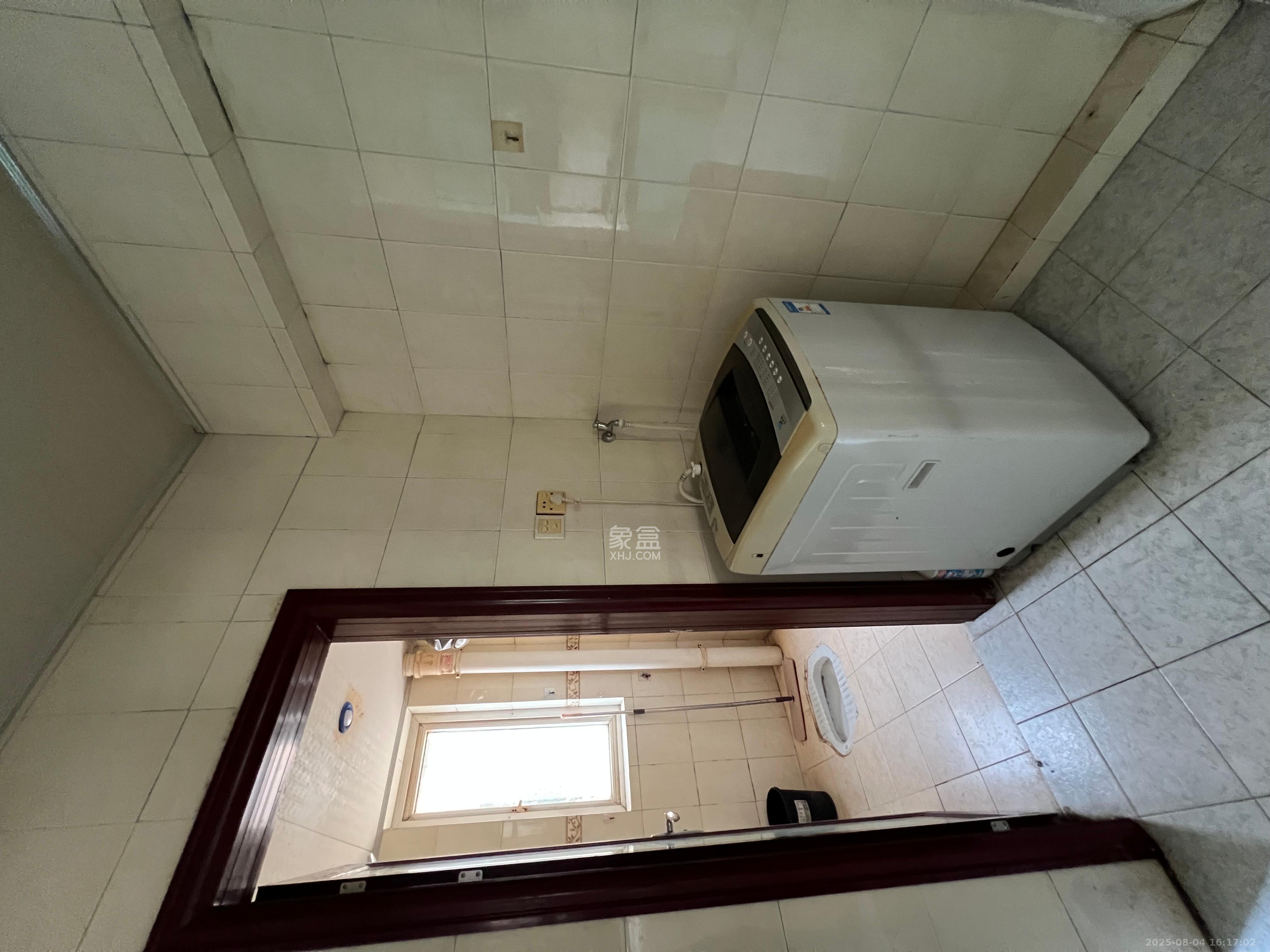 芙蓉苑 2室1厅1卫 1800.0元/月 芙蓉苑 2室1厅1卫 1800.0元/月室内图