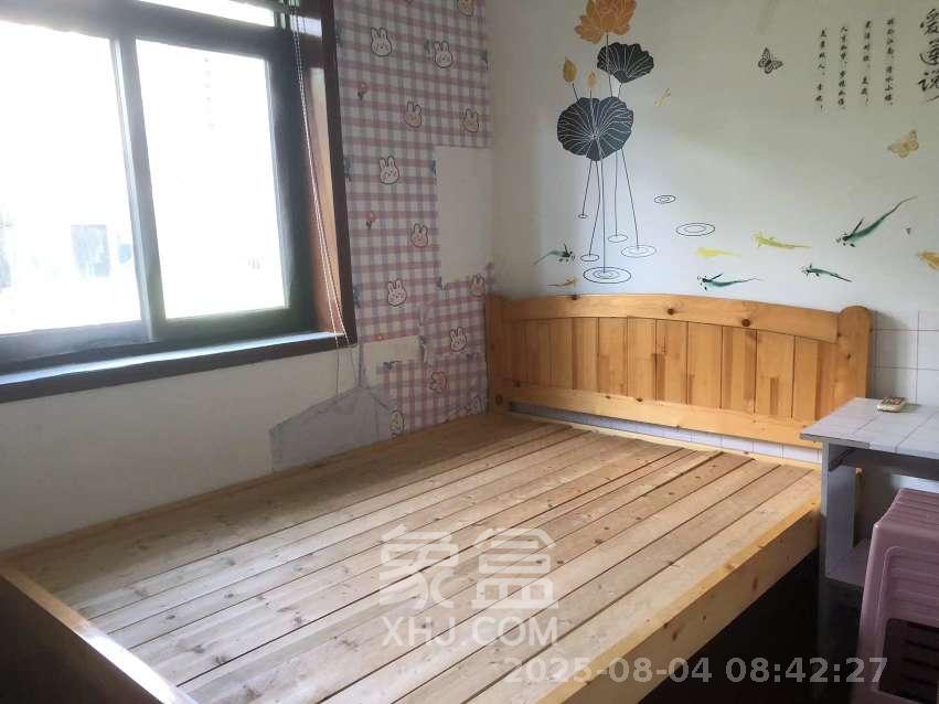 红旗区二片  2室1厅1卫   1600.00元/月室内图