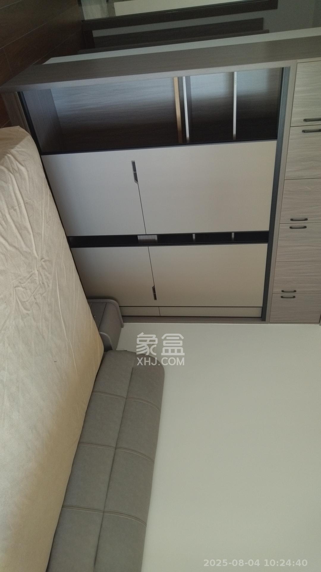 凯富南方鑫城 3室2厅2卫 2500.0元/月 凯富南方鑫城 3室2厅2卫 2500.0元/月室内图