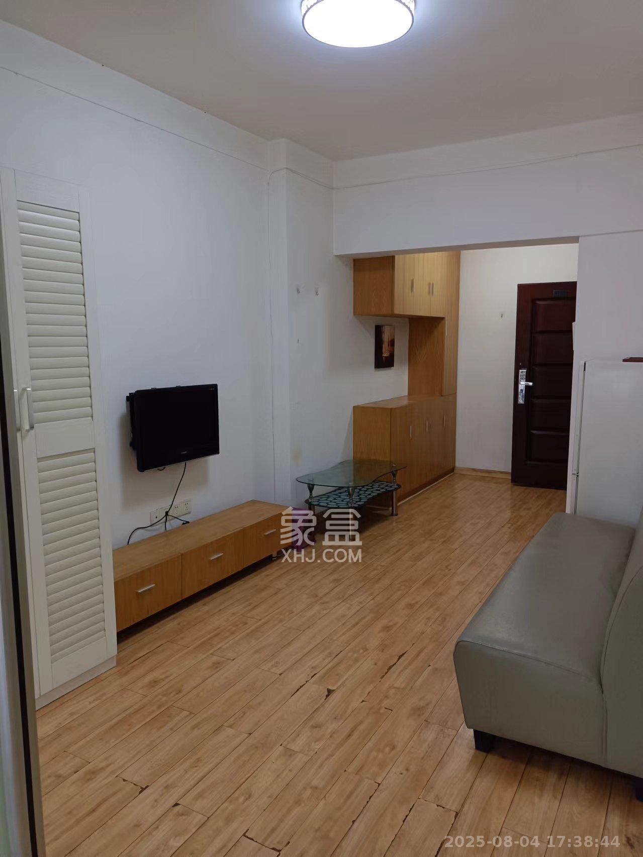 未来城科学家园 1室1厅1卫 1600.0元/月 未来城科学家园 1室1厅1卫 1600.0元/月室内图