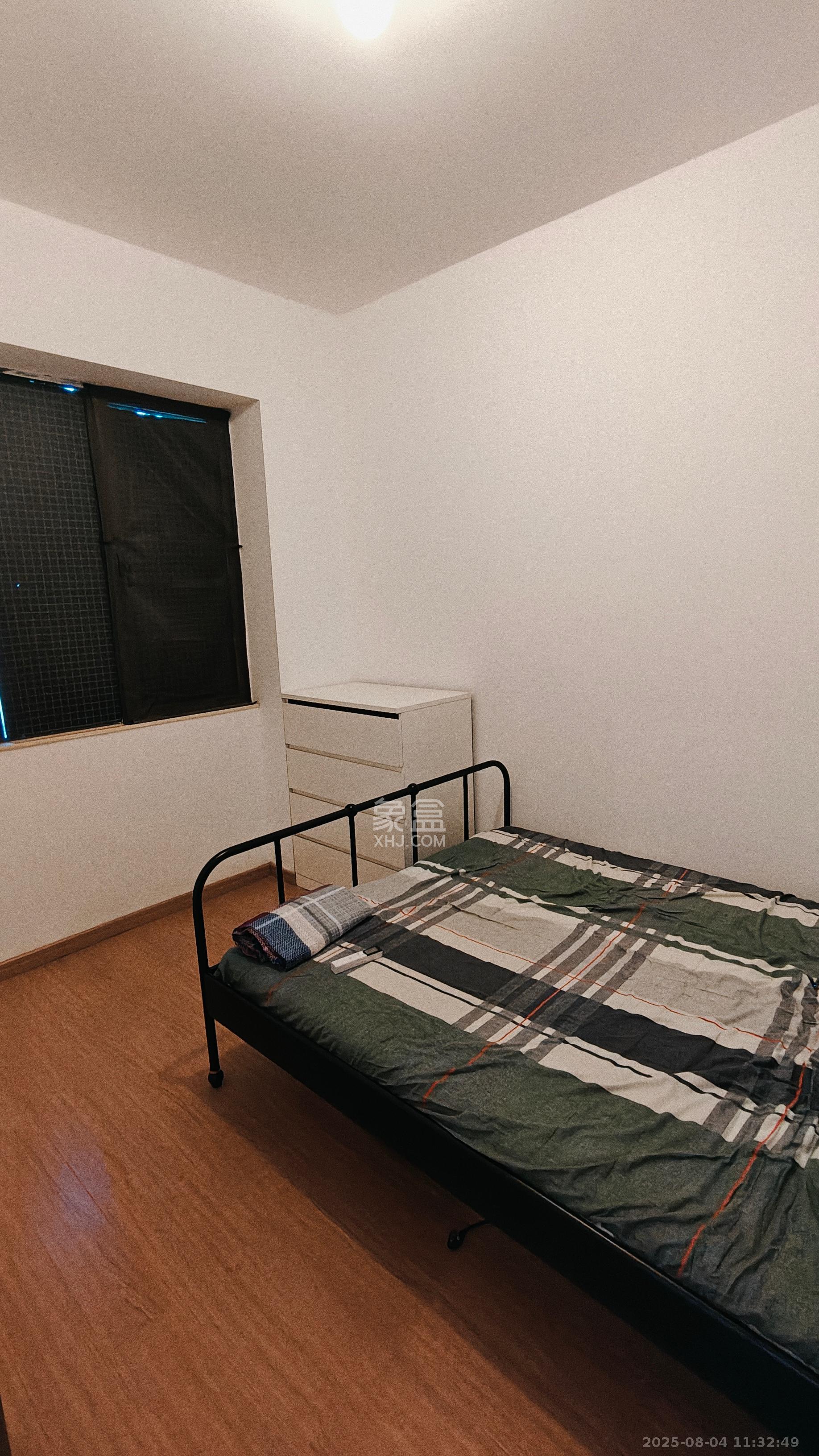 麓谷小镇 2室1厅1卫 2200.0元/月 麓谷小镇 2室1厅1卫 2200.0元/月室内图