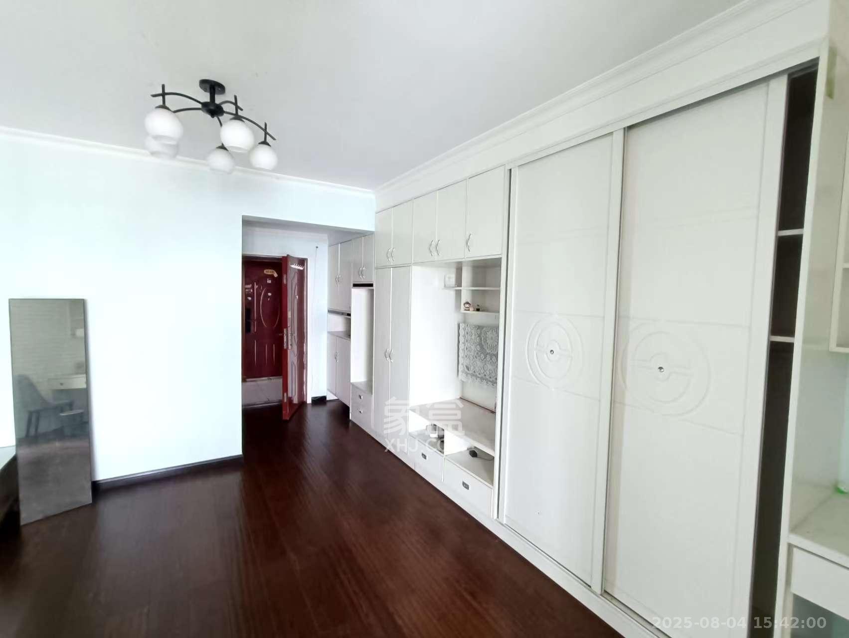 先锋东外滩 1室1厅1卫 1750.0元/月 先锋东外滩 1室1厅1卫 1750.0元/月室内图