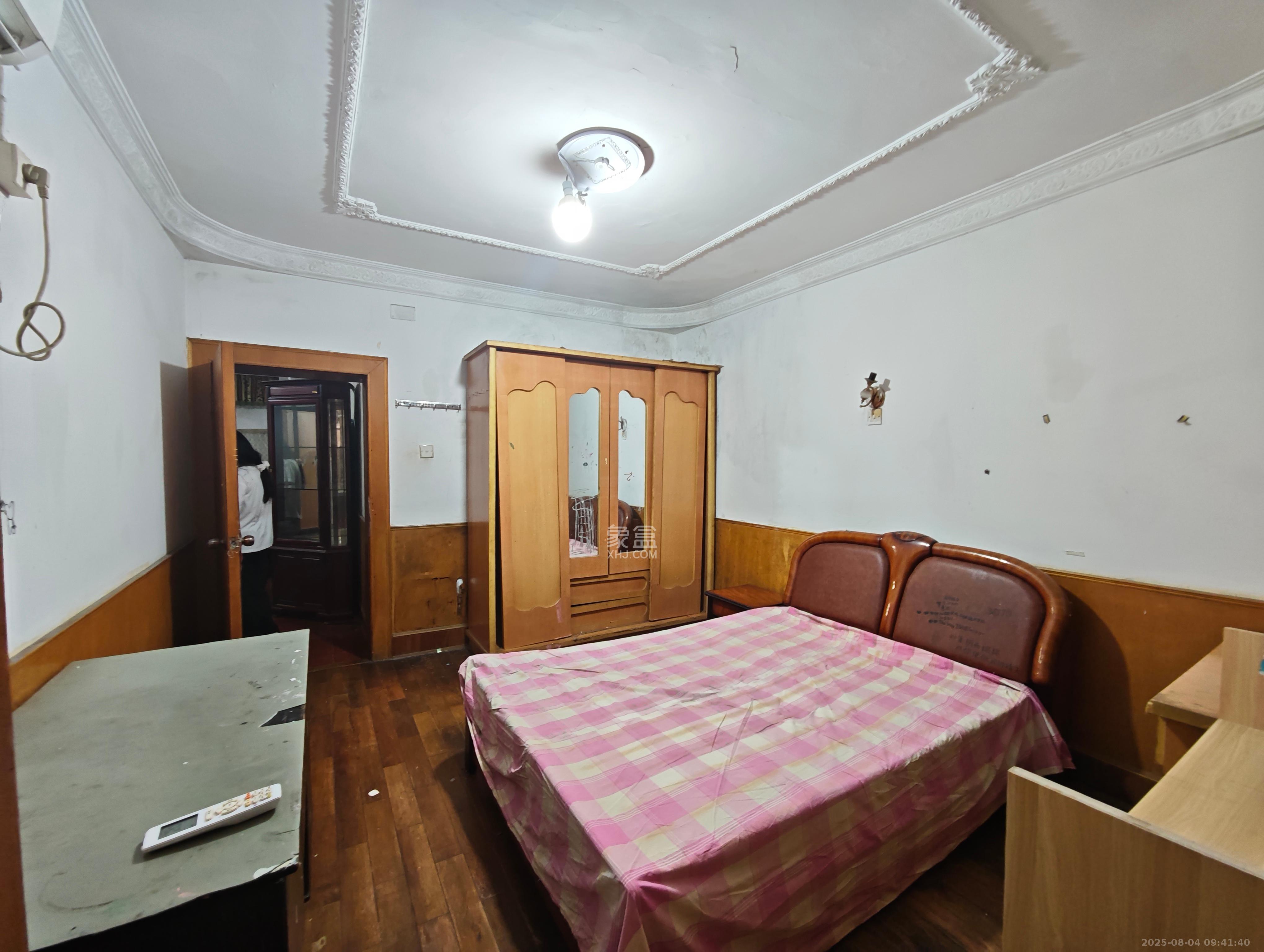 兴通园公寓  2室1厅1卫    1400.0元/月室内图