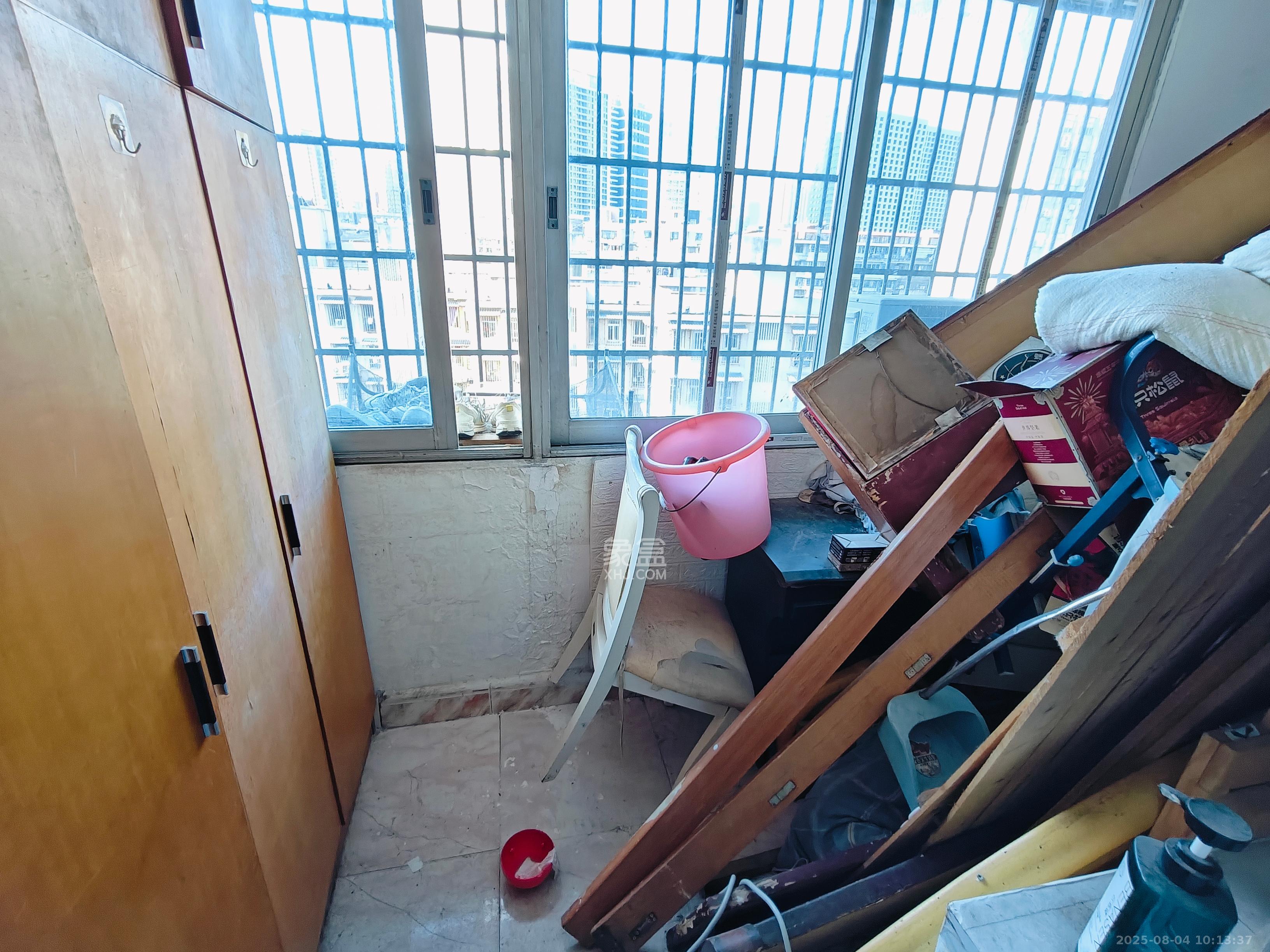 金球公寓 3室1厅1卫 1300.0元/月 金球公寓 3室1厅1卫 1300.0元/月室内图