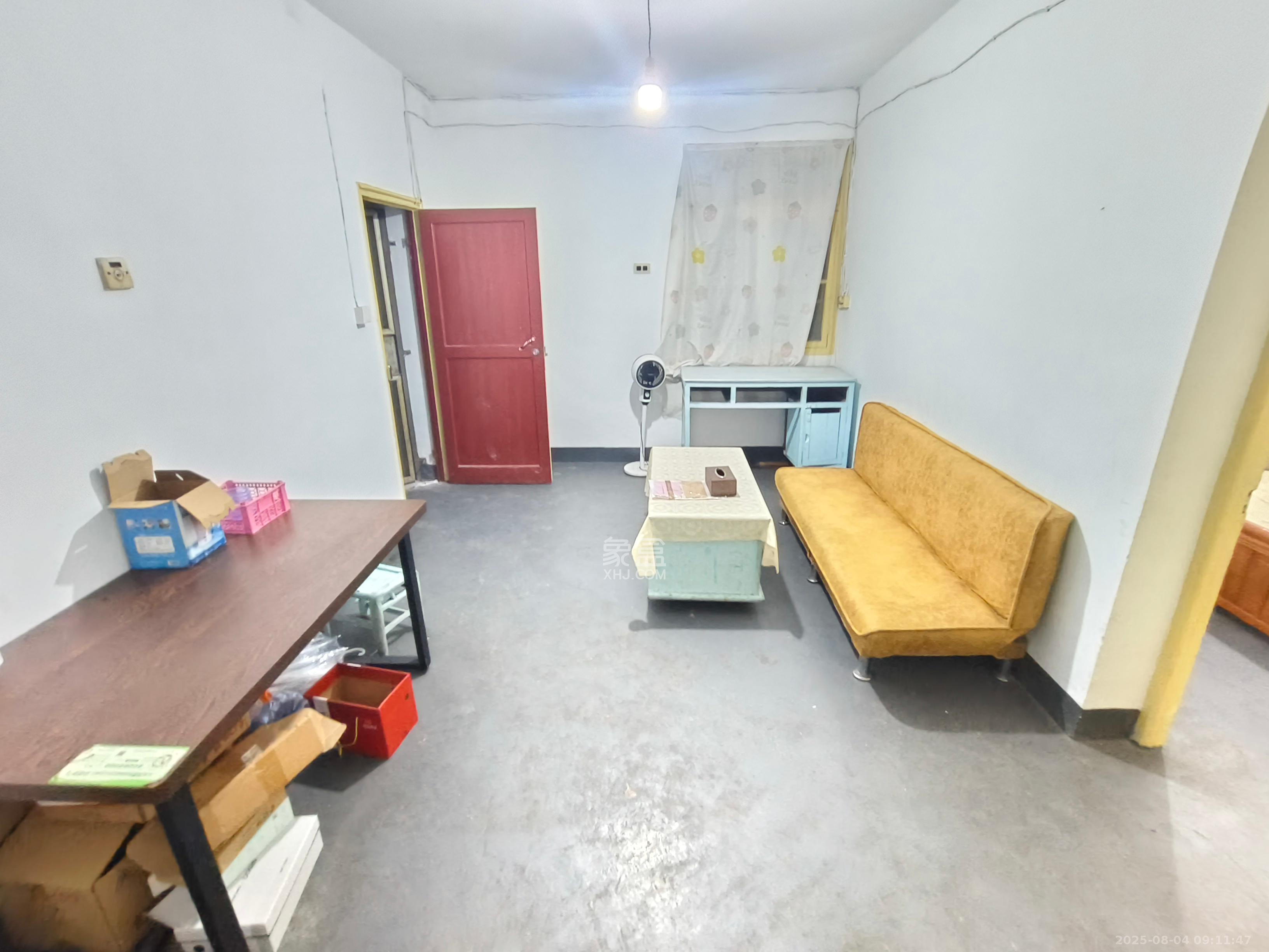 国庆新村 2室1厅1卫 1000.0元/月 国庆新村 2室1厅1卫 1000.0元/月室内图