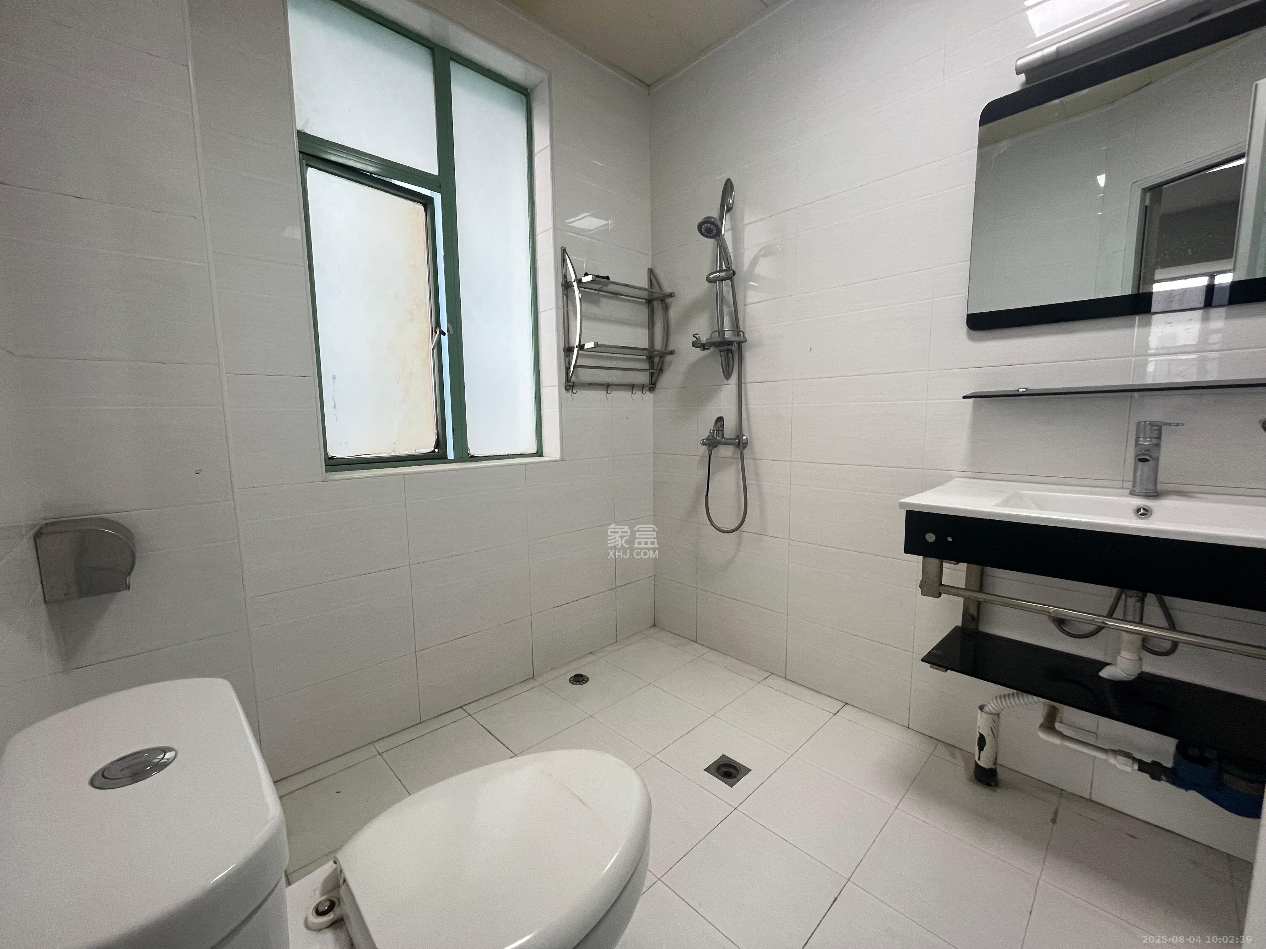 锦绣华天 4室2厅2卫 3200.0元/月 锦绣华天 4室2厅2卫 3200.0元/月室内图