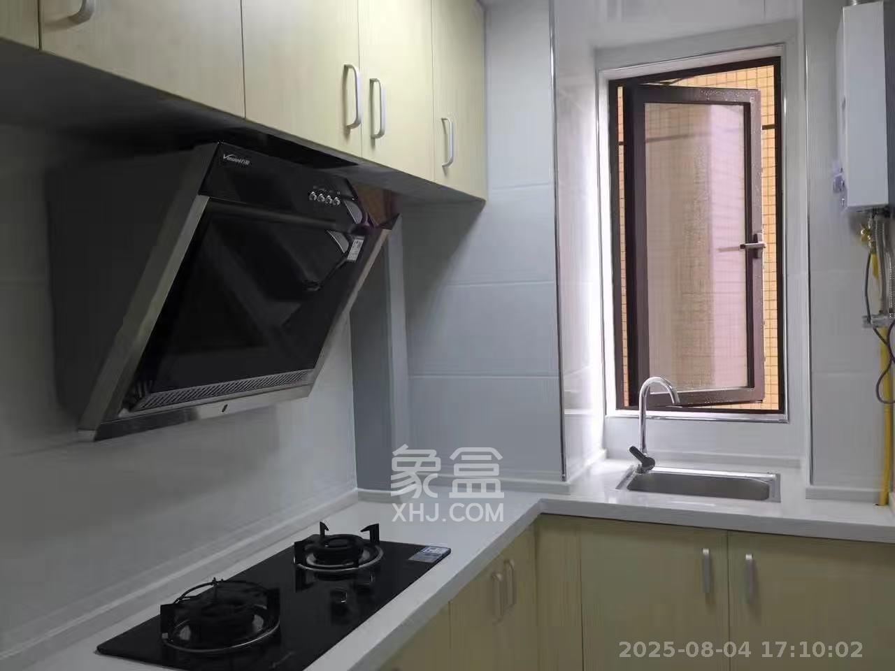 保利西海岸B区  2室2厅1卫   2700.00元/月室内图
