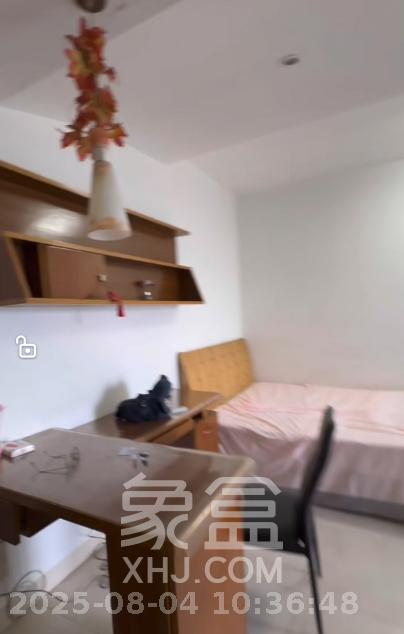 鸿景山庄  1室1厅1卫   25.00万室内图