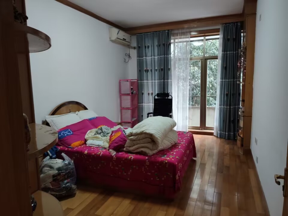 煤气公司家属楼 3室2厅1卫 1150.0元/月 煤气公司家属楼 3室2厅1卫 1150.0元/月户型图