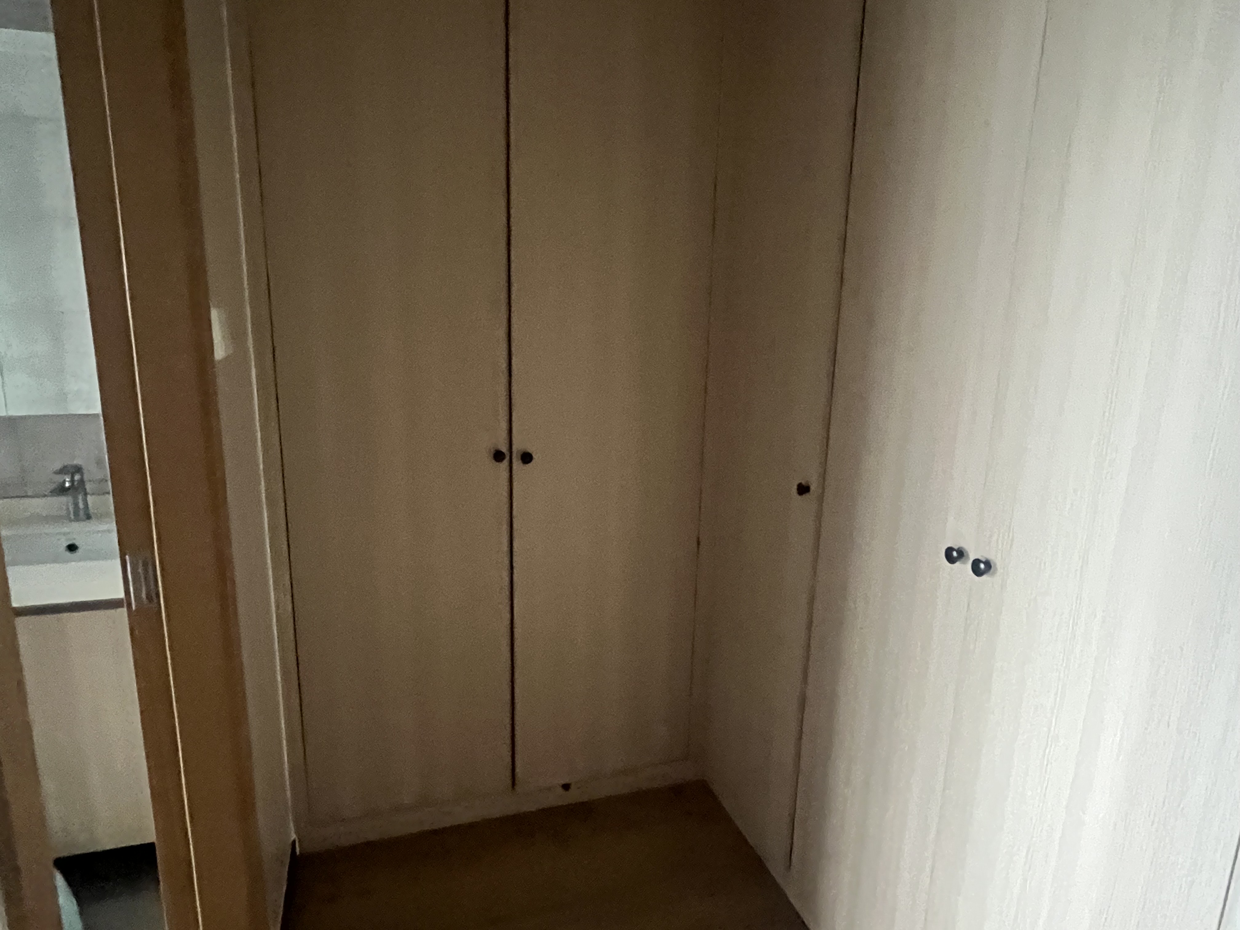 华润中心二期东悦府 4室2厅3卫 620.0万 华润中心二期东悦府 4室2厅3卫 620.0万客厅