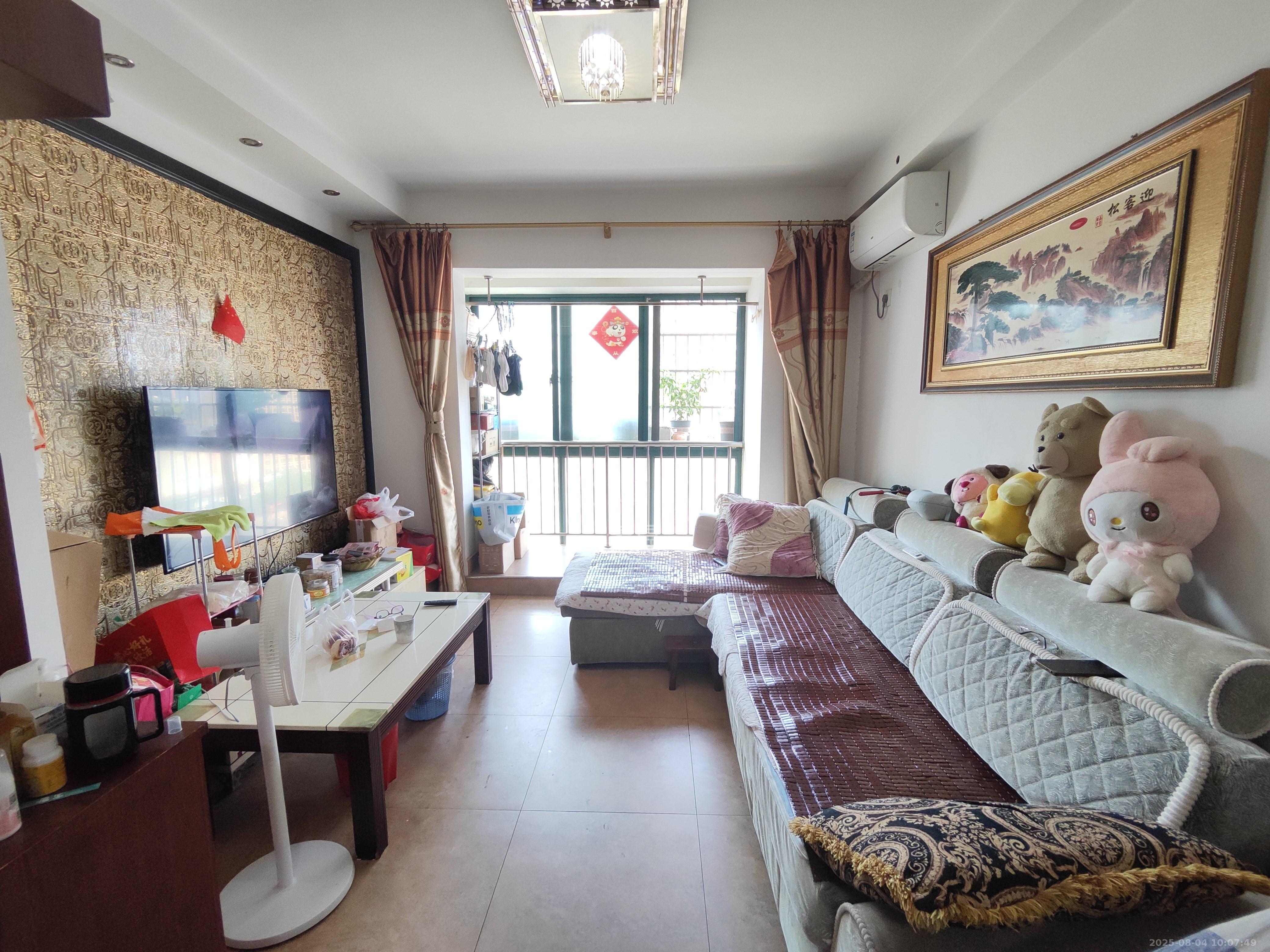 华天LOHO小镇 2室2厅1卫 1400.0元/月 华天LOHO小镇 2室2厅1卫 1400.0元/月室内图