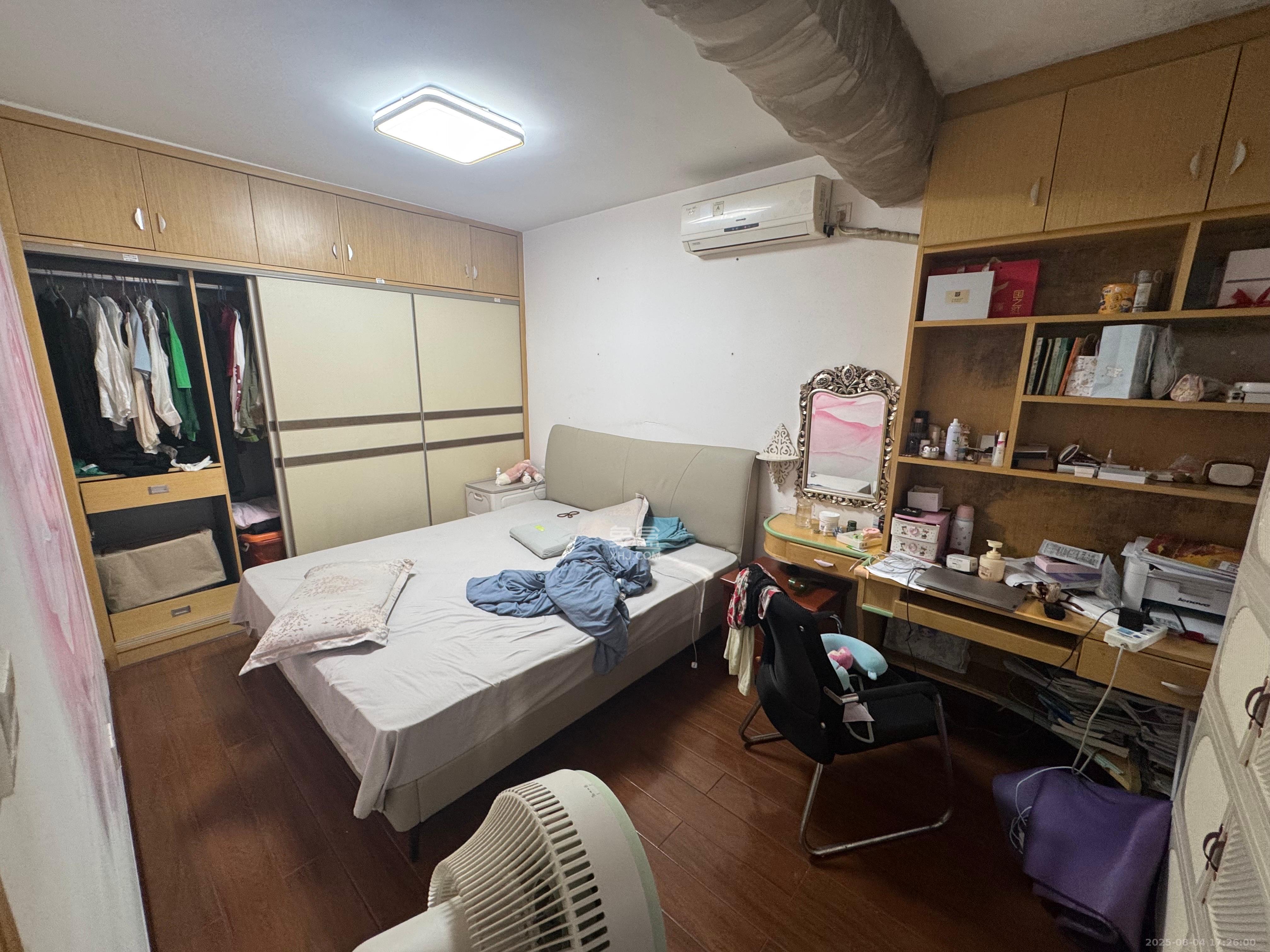 长沙文化广场生活小区  1室2厅1卫    1800.0元/月室内图