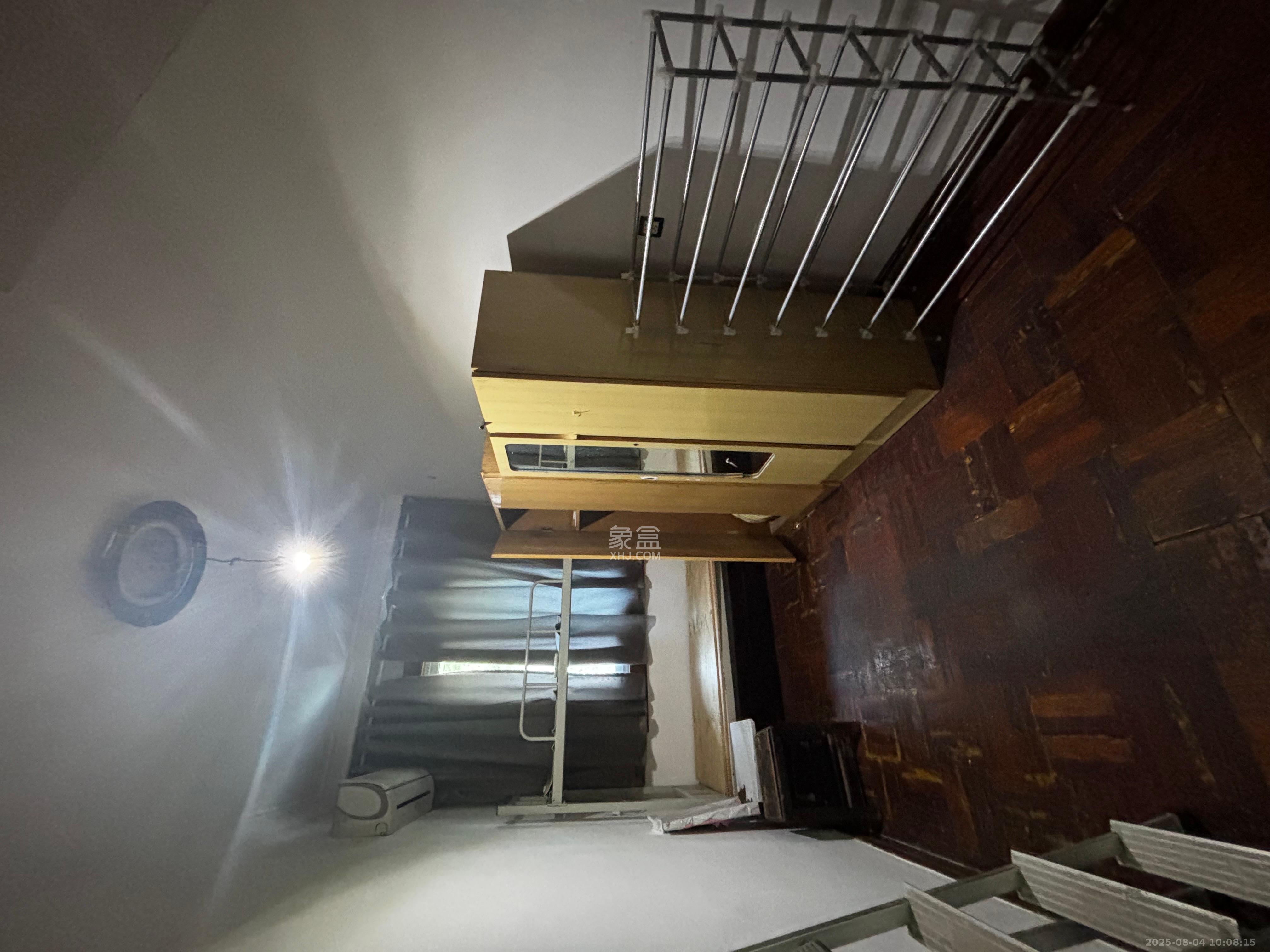 向韶村  3室1厅1卫    1800.0元/月室内图