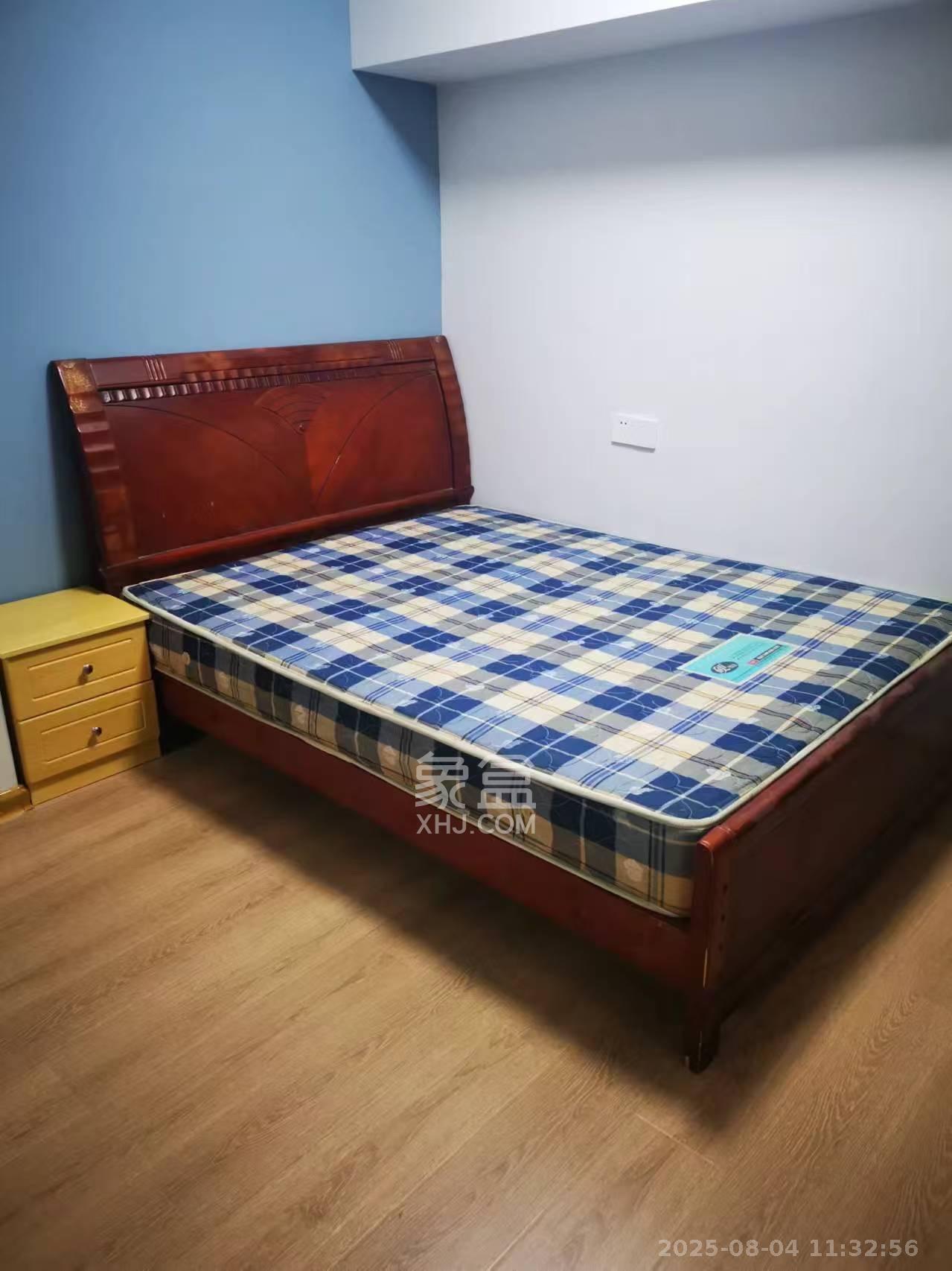 麓江春 2室1厅1卫 2300.0元/月 麓江春 2室1厅1卫 2300.0元/月室内图