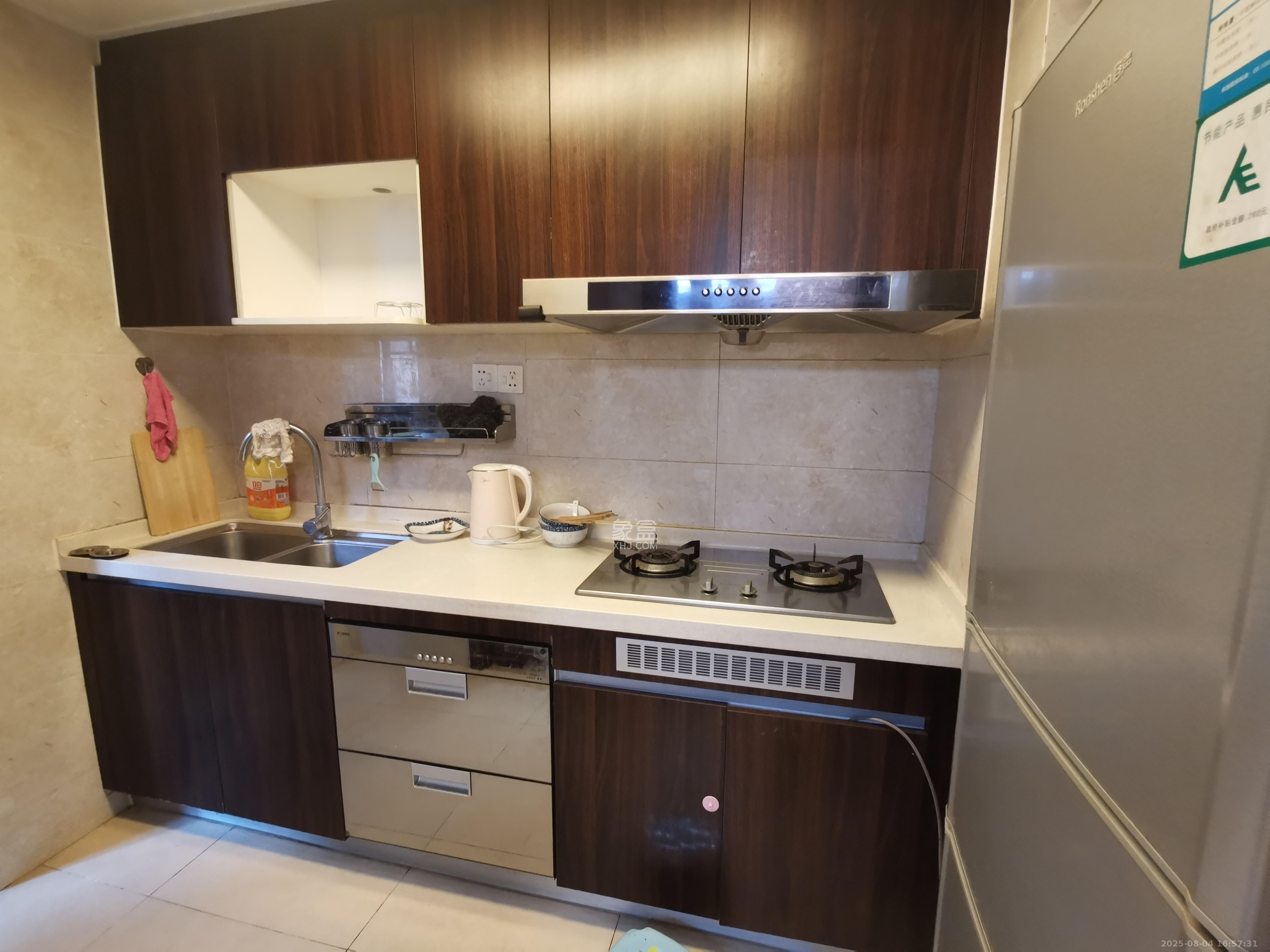 时代倾城二期 3室2厅1卫 2100.0元/月 时代倾城二期 3室2厅1卫 2100.0元/月室内图