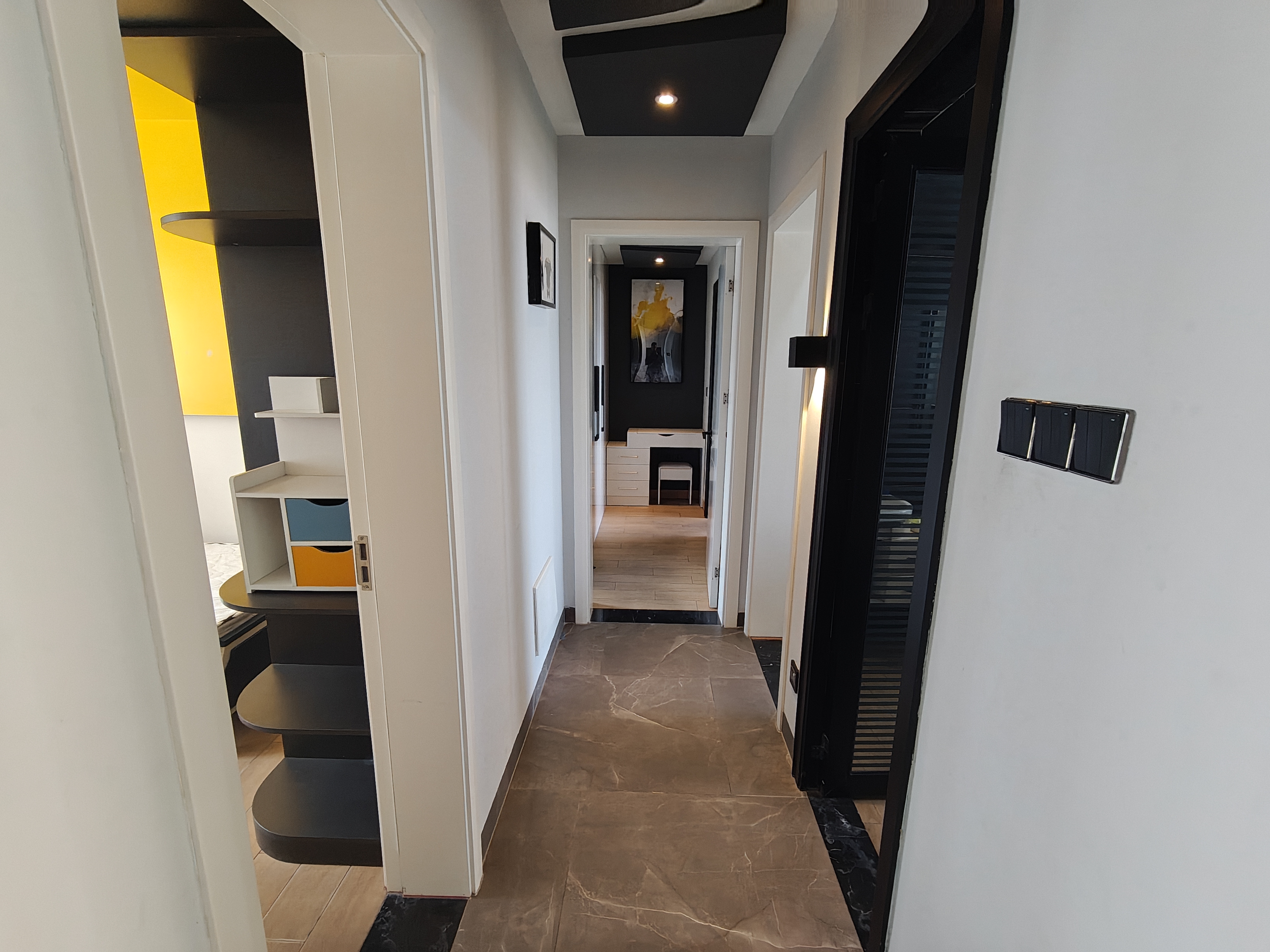 万达广场骏豪仕家(万达公馆) 3室2厅2卫 2700.0元/月 万达广场骏豪仕家(万达公馆) 3室2厅2卫 2700.0元/月室内图