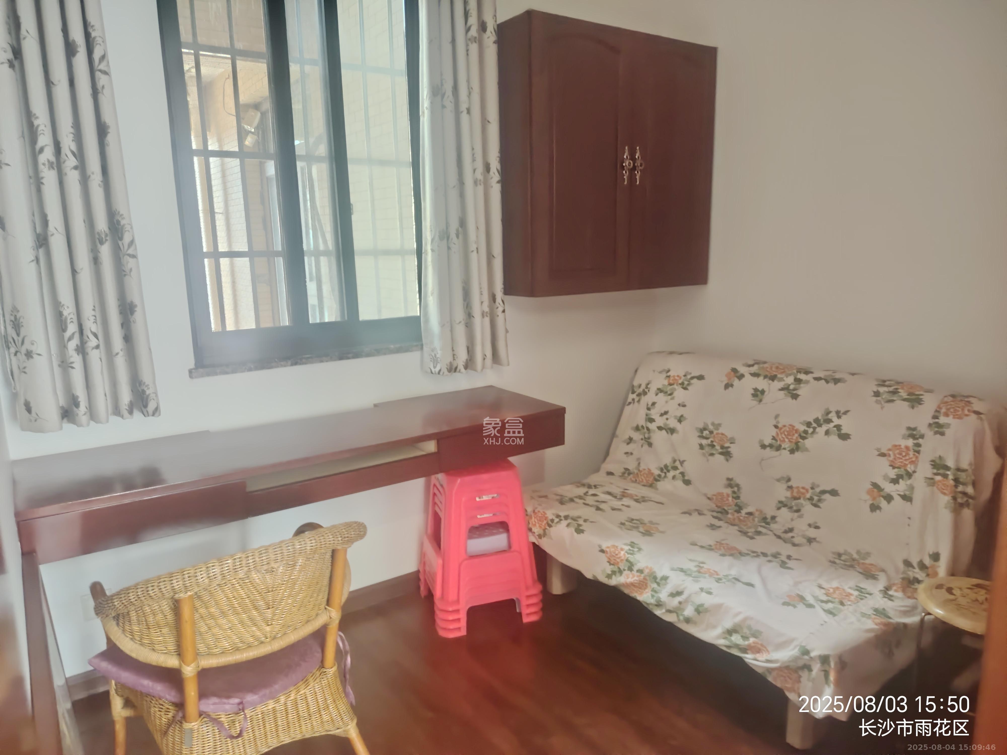 奥林匹克花园贡院一期 2室1厅1卫 2200.0元/月 奥林匹克花园贡院一期 2室1厅1卫 2200.0元/月室内图