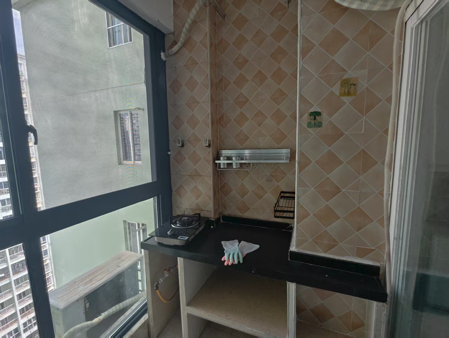 蔚兰天成 1室1厅1卫 1300.0元/月 蔚兰天成 1室1厅1卫 1300.0元/月室内图