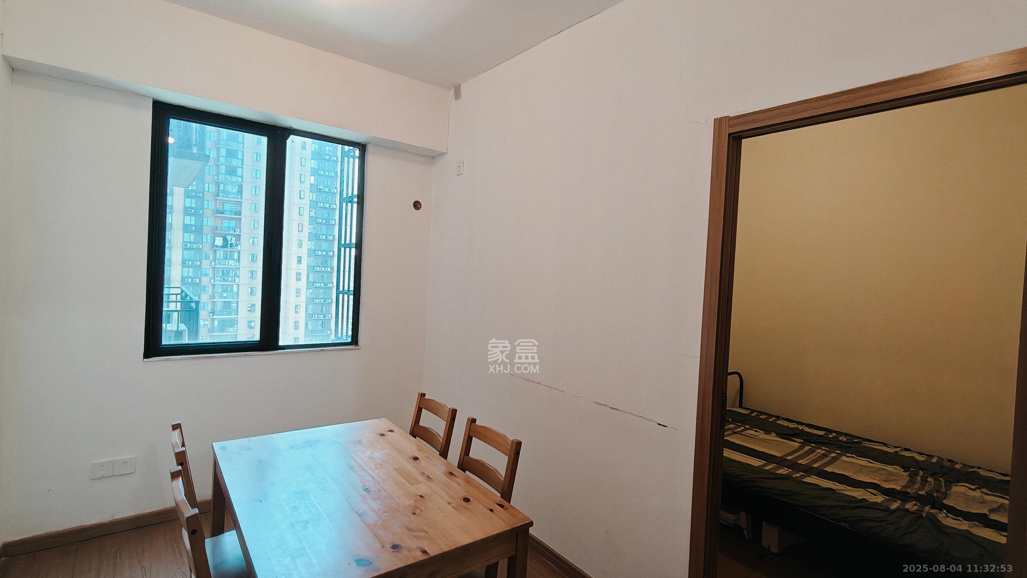 麓谷小镇 2室1厅1卫 2200.0元/月 麓谷小镇 2室1厅1卫 2200.0元/月室内图