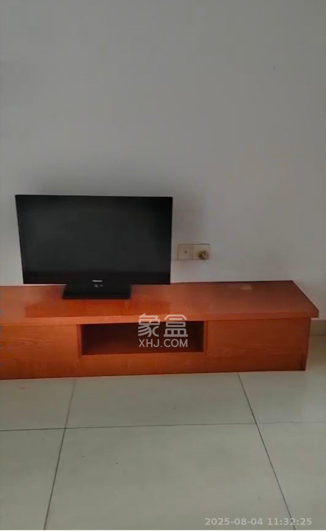 月湖安置小区(马栏山小区)  3室2厅2卫    1500.0元/月 月湖安置小区(马栏山小区)  3室2厅2卫    1500.0元/月室内图