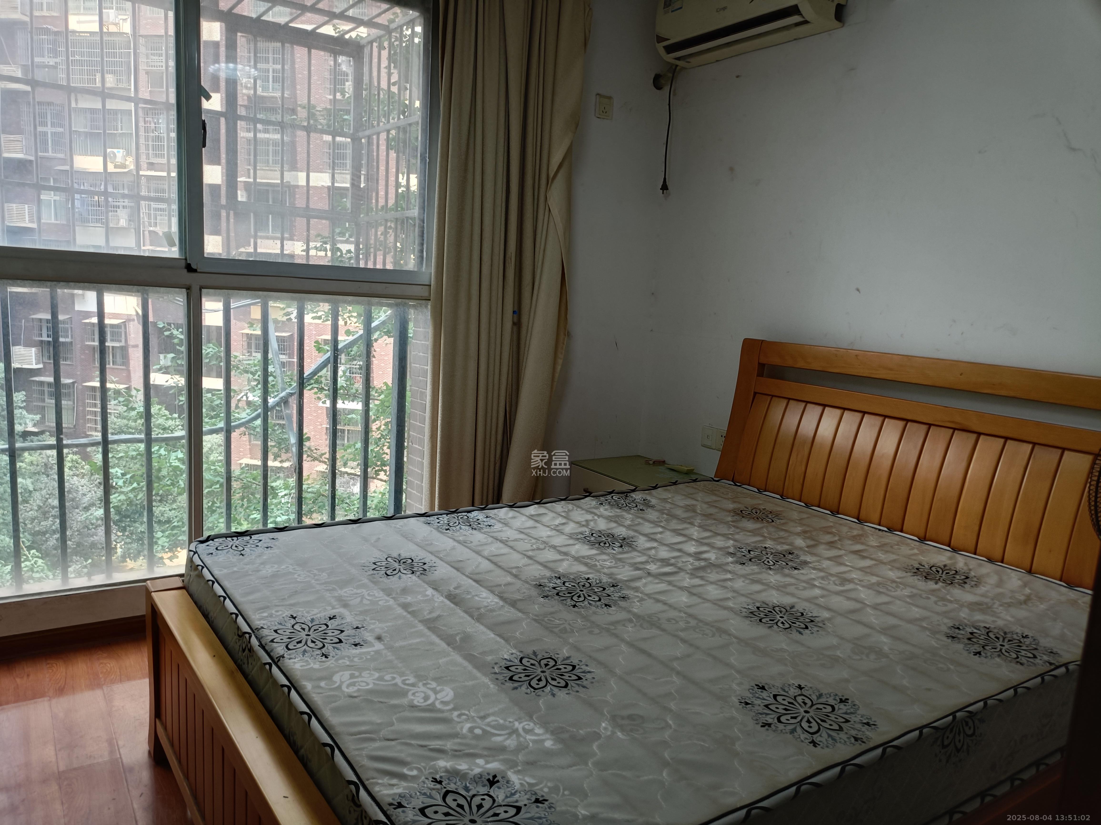 森林公园壹号(森林雅苑)  3室1厅1卫    2000.0元/月 森林公园壹号(森林雅苑)  3室1厅1卫    2000.0元/月室内图