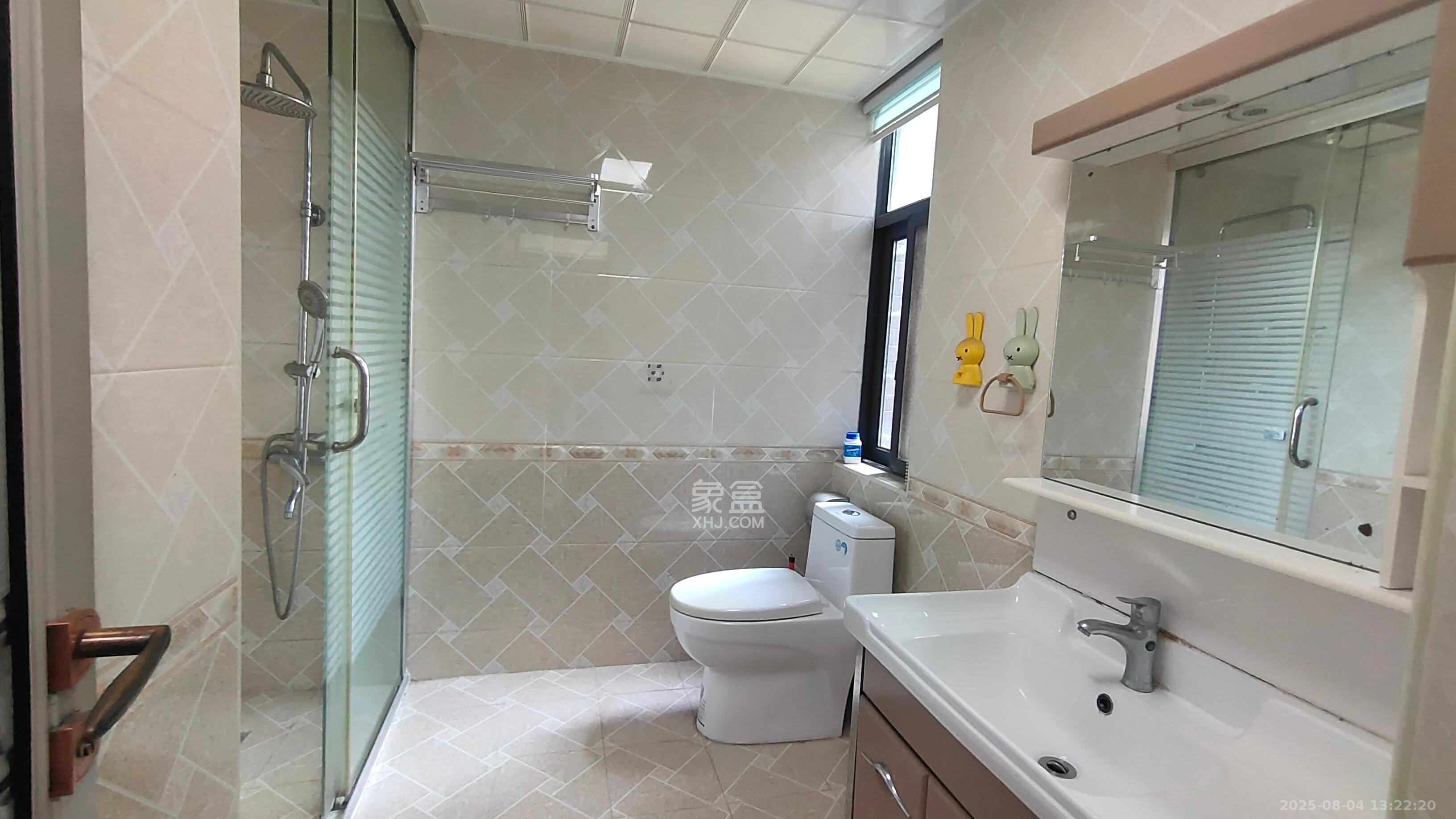 五矿格澜郡 3室2厅2卫 3000.0元/月 五矿格澜郡 3室2厅2卫 3000.0元/月室内图