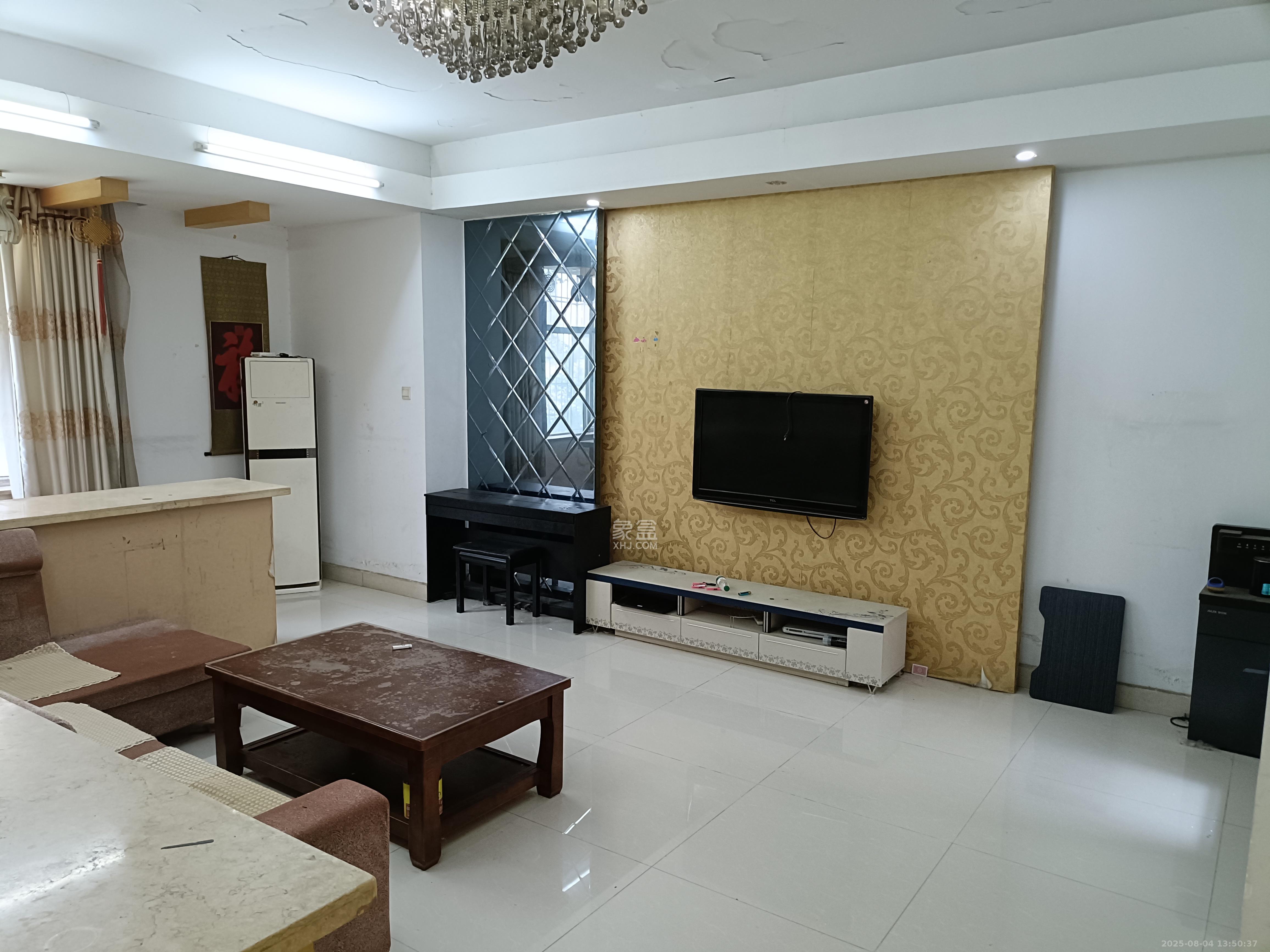 森林公园壹号(森林雅苑)  3室1厅1卫    2000.0元/月 森林公园壹号(森林雅苑)  3室1厅1卫    2000.0元/月室内图