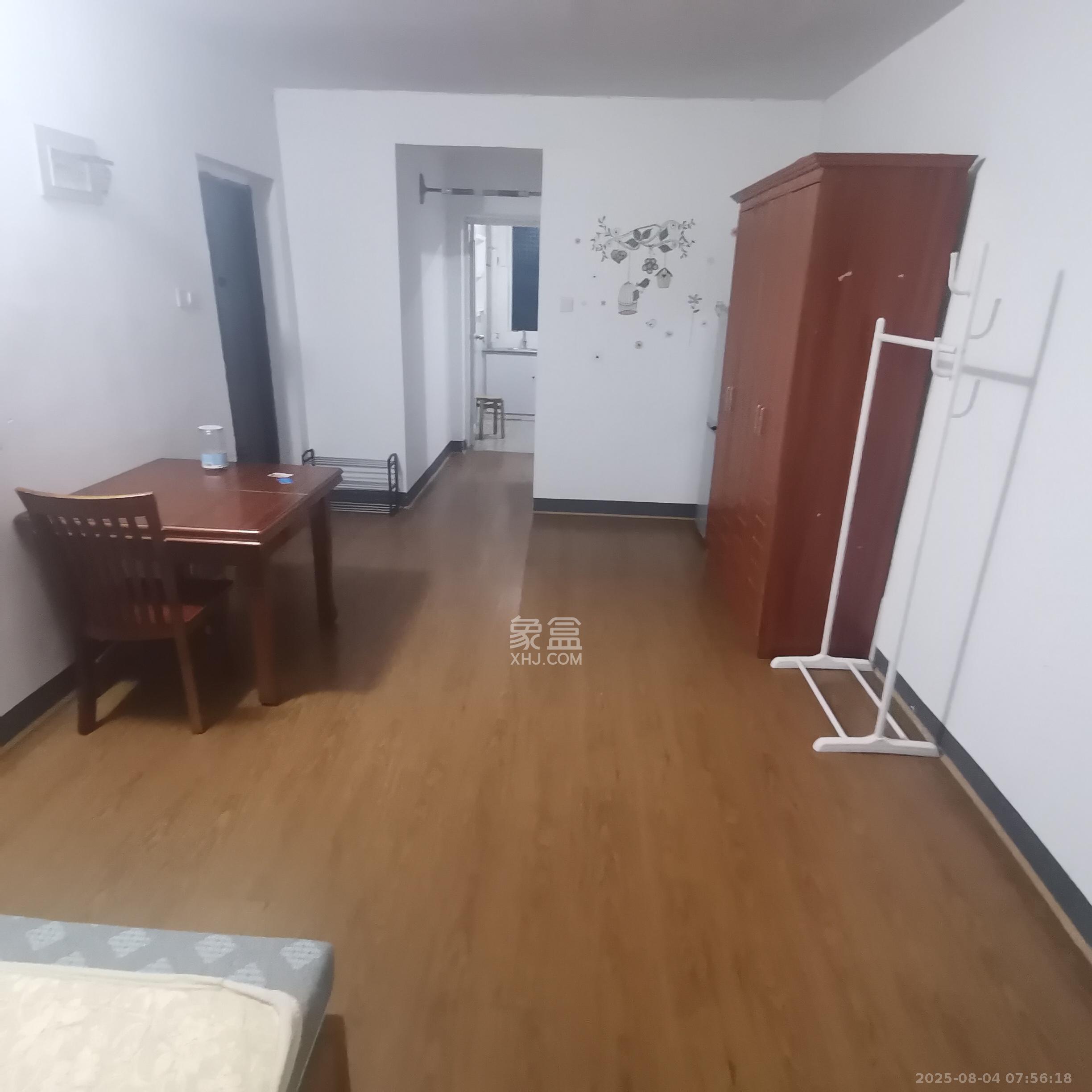 长房凤凰佳园 1室1厅1卫 1100.0元/月 长房凤凰佳园 1室1厅1卫 1100.0元/月室内图