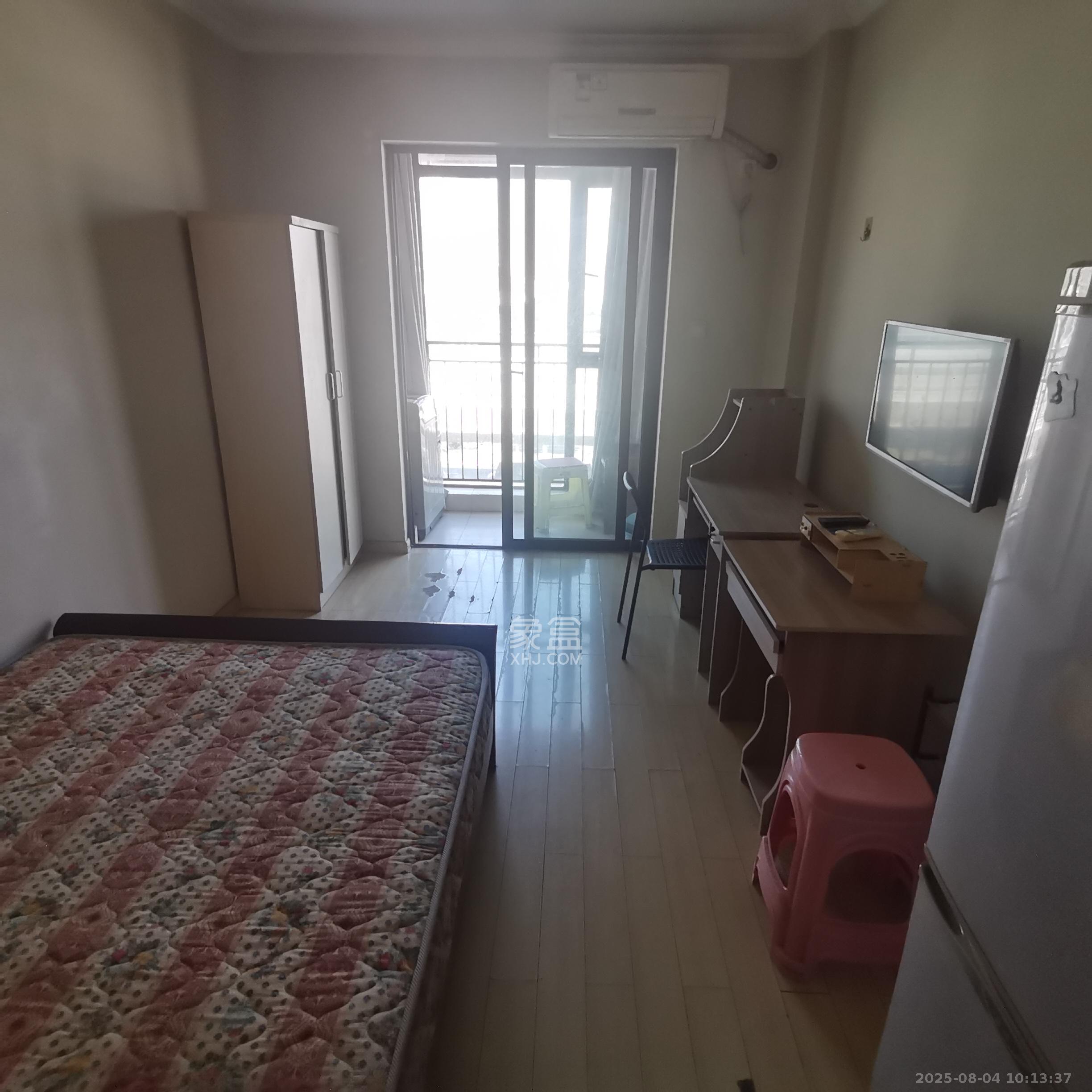 万科金域华府一期  1室1厅1卫    1200.0元/月室内图